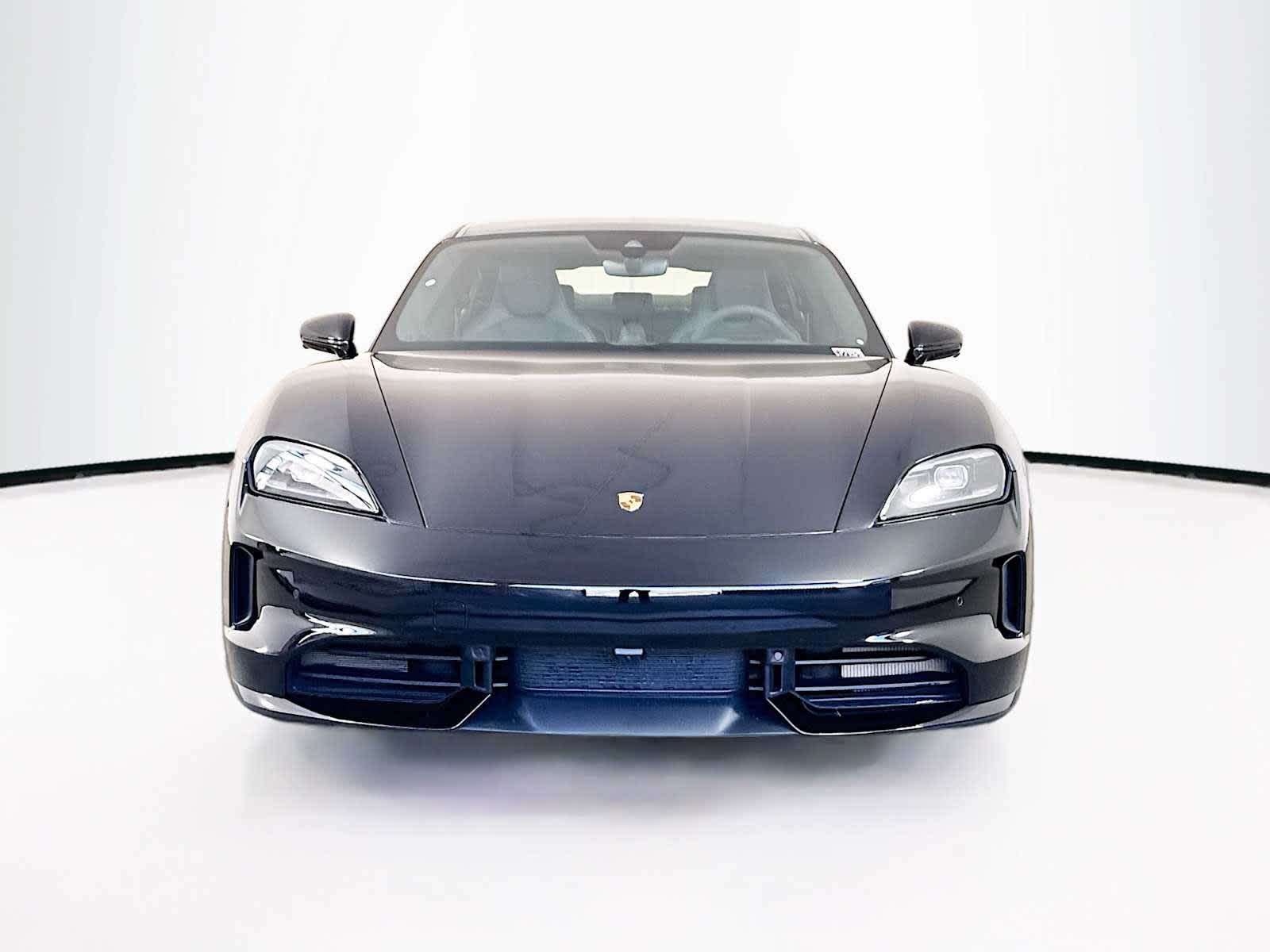 Thumbnail: 2026 Porsche Taycan - 6