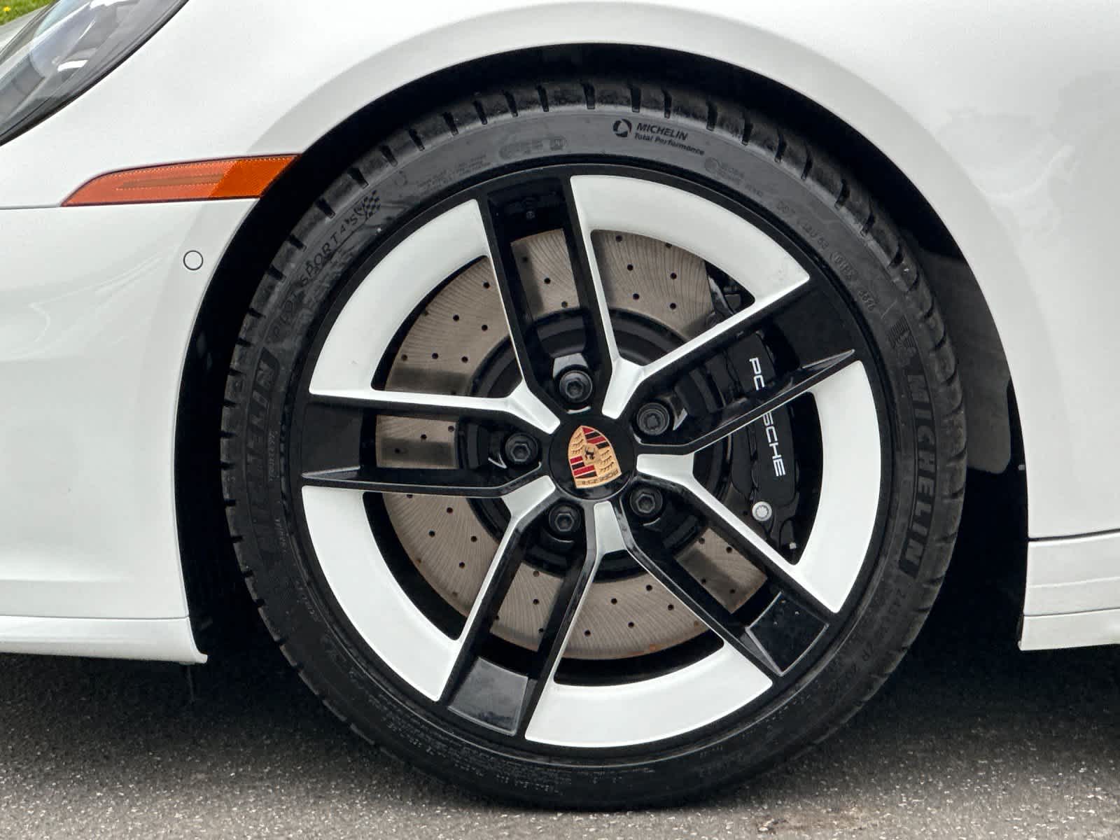 Thumbnail: 2026 Porsche 911 - 29