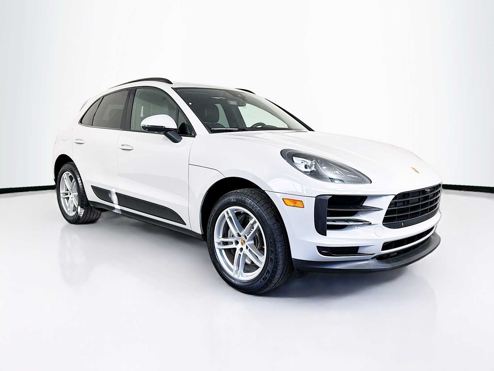Thumbnail: 2021 Porsche Macan - 7