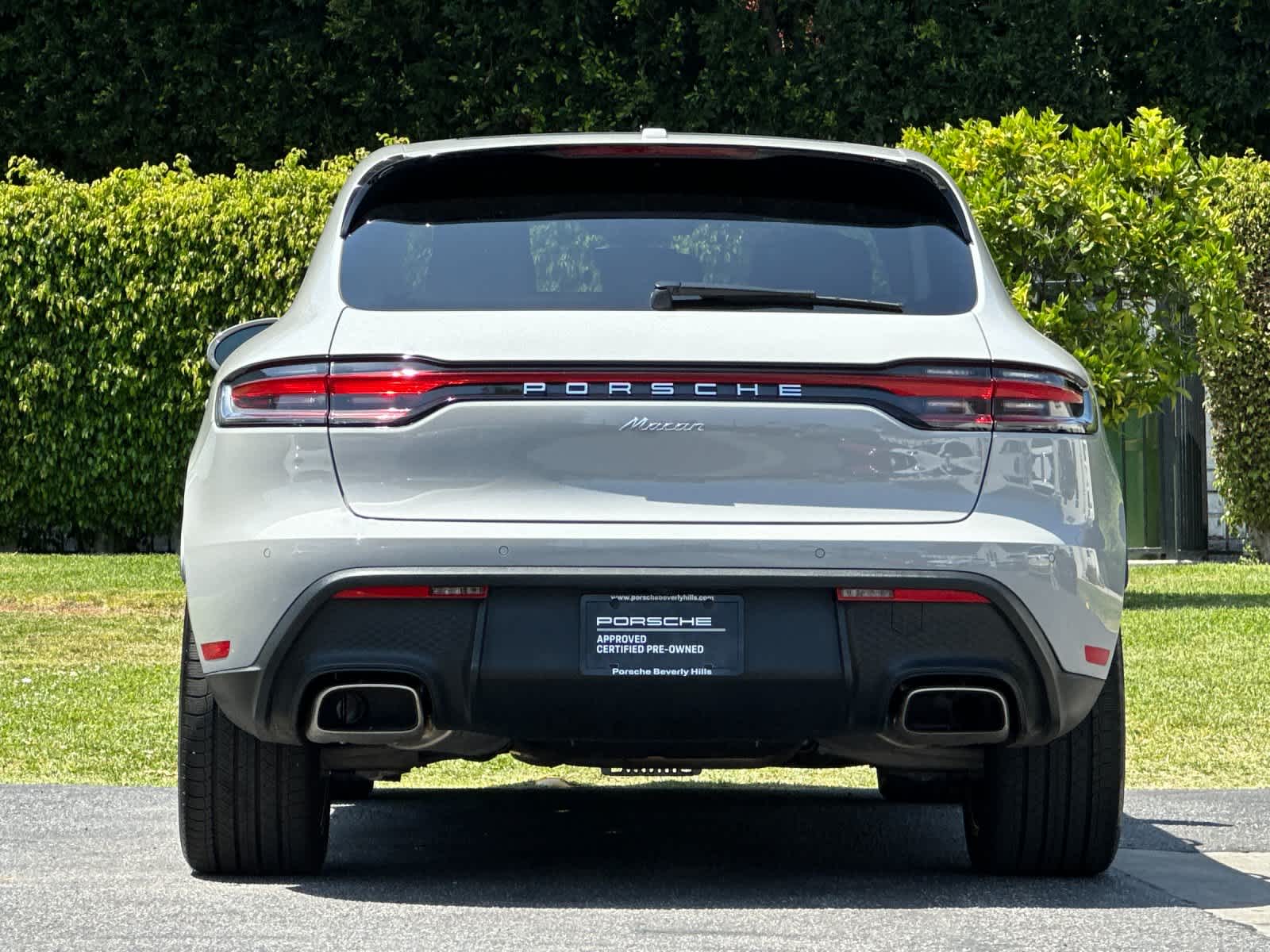 Thumbnail: 2025 Porsche Macan - 6