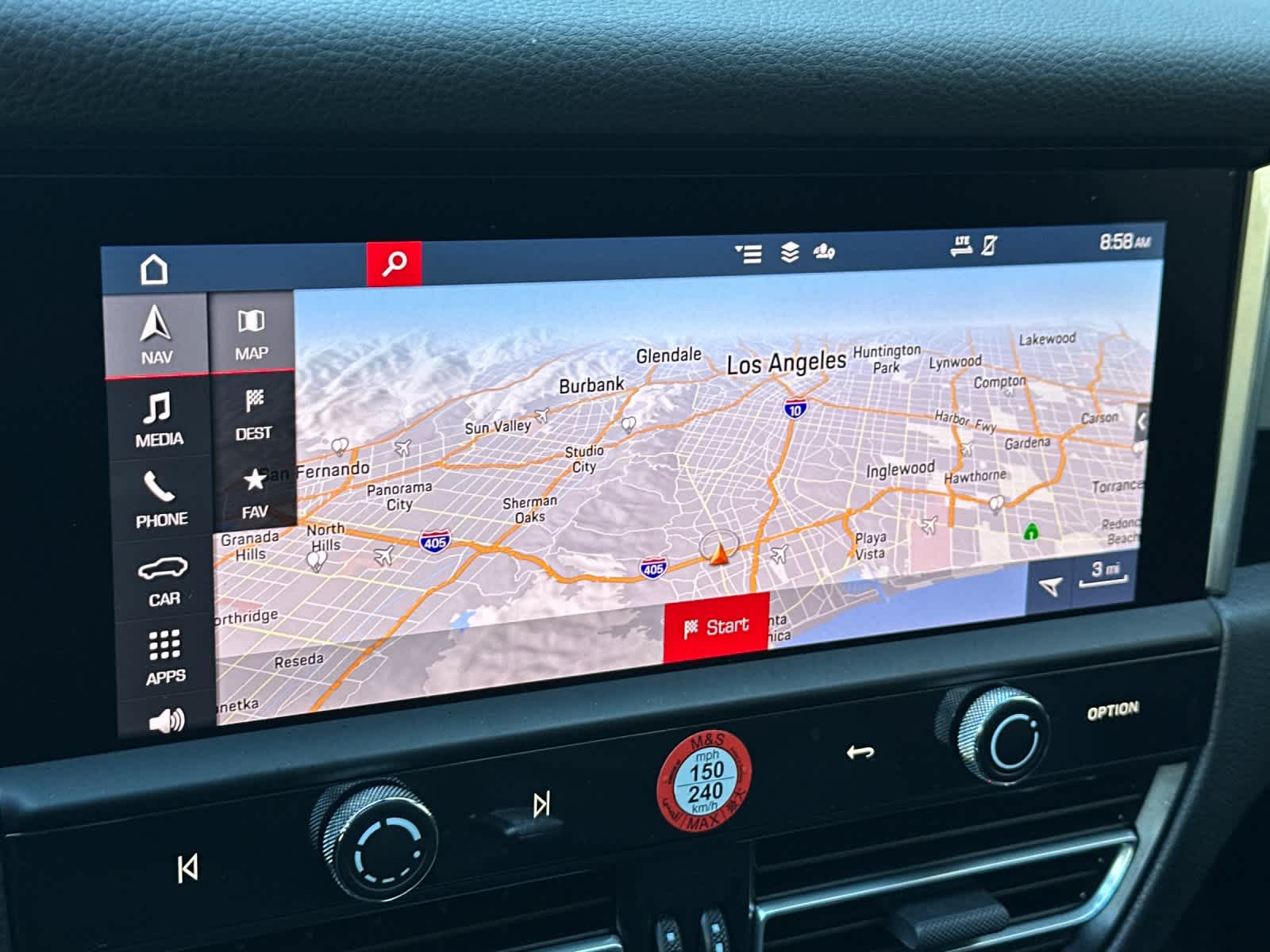 Thumbnail: 2025 Porsche Macan - 21