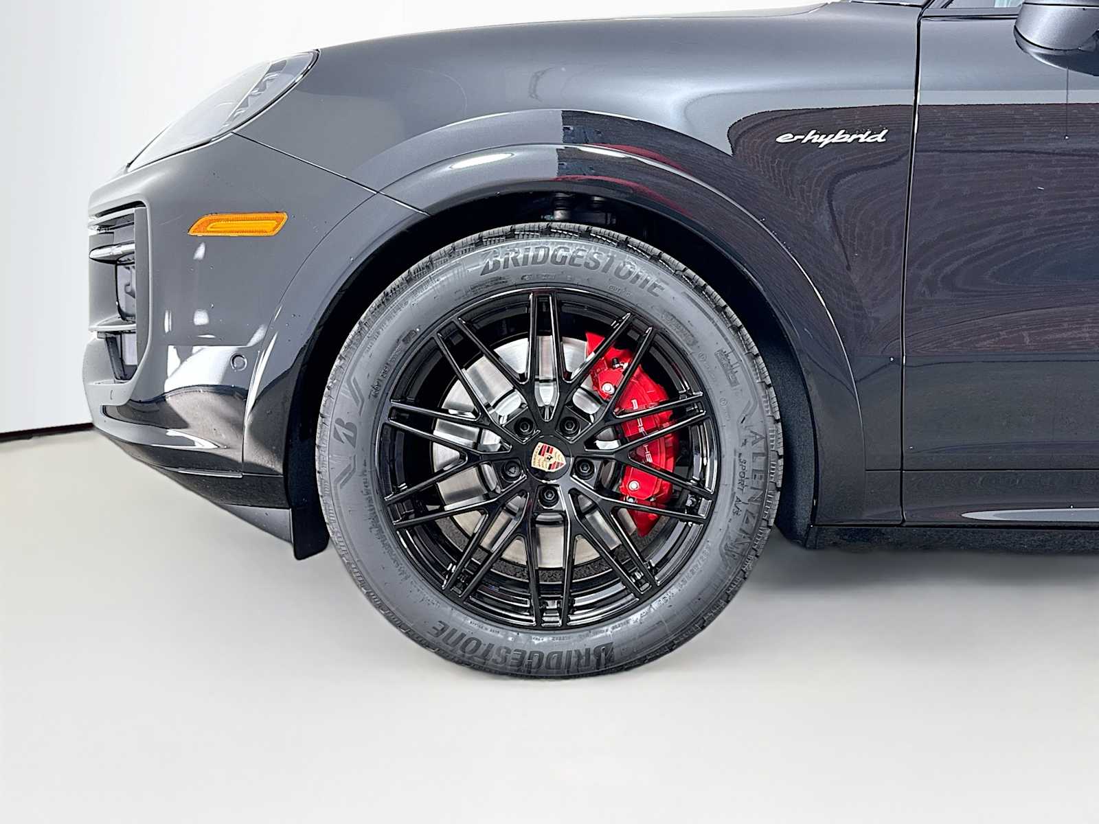 Thumbnail: 2026 Porsche Cayenne - 24