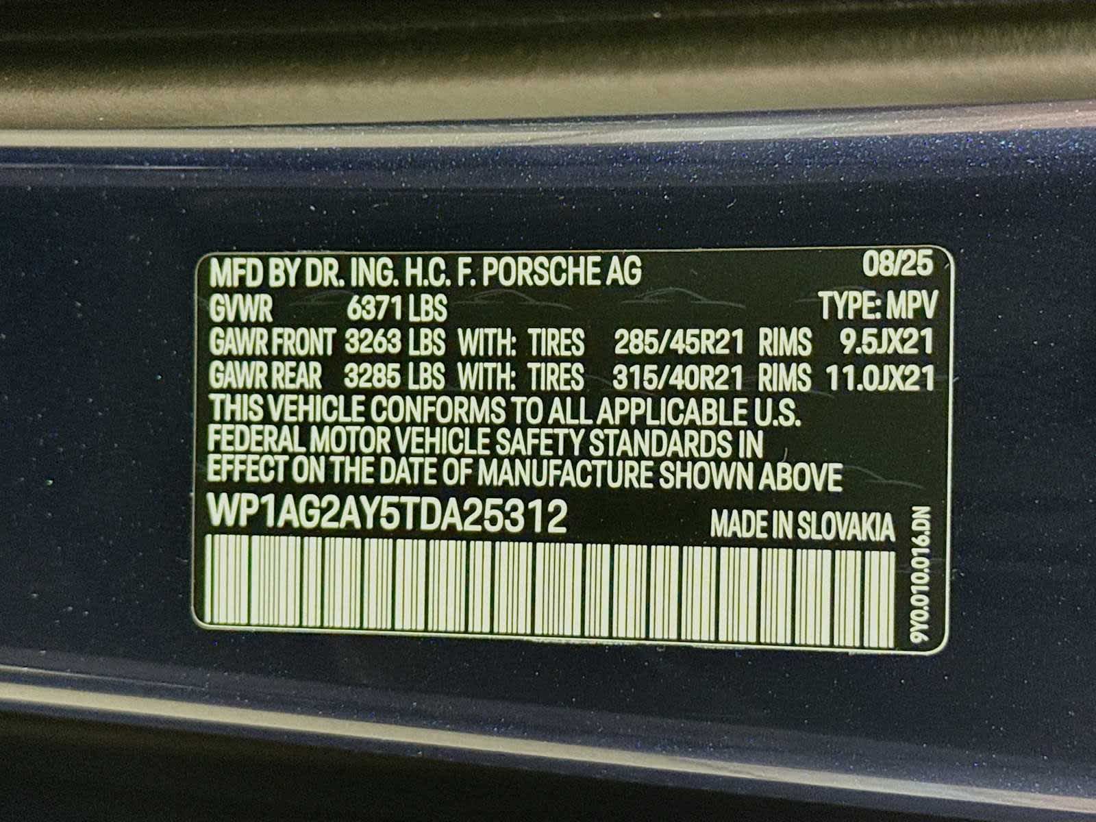 Thumbnail: 2026 Porsche Cayenne - 25