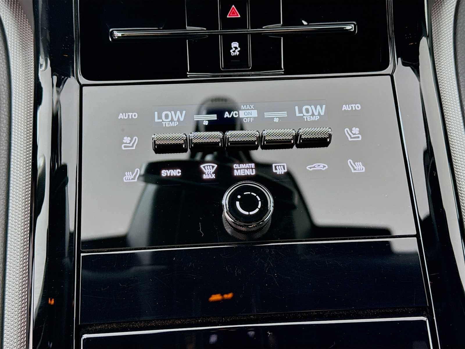 Thumbnail: 2025 Porsche Panamera - 13