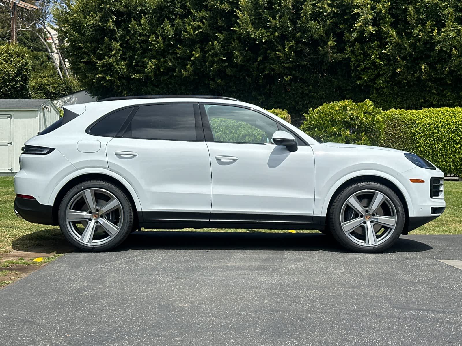 Thumbnail: 2026 Porsche Cayenne - 9