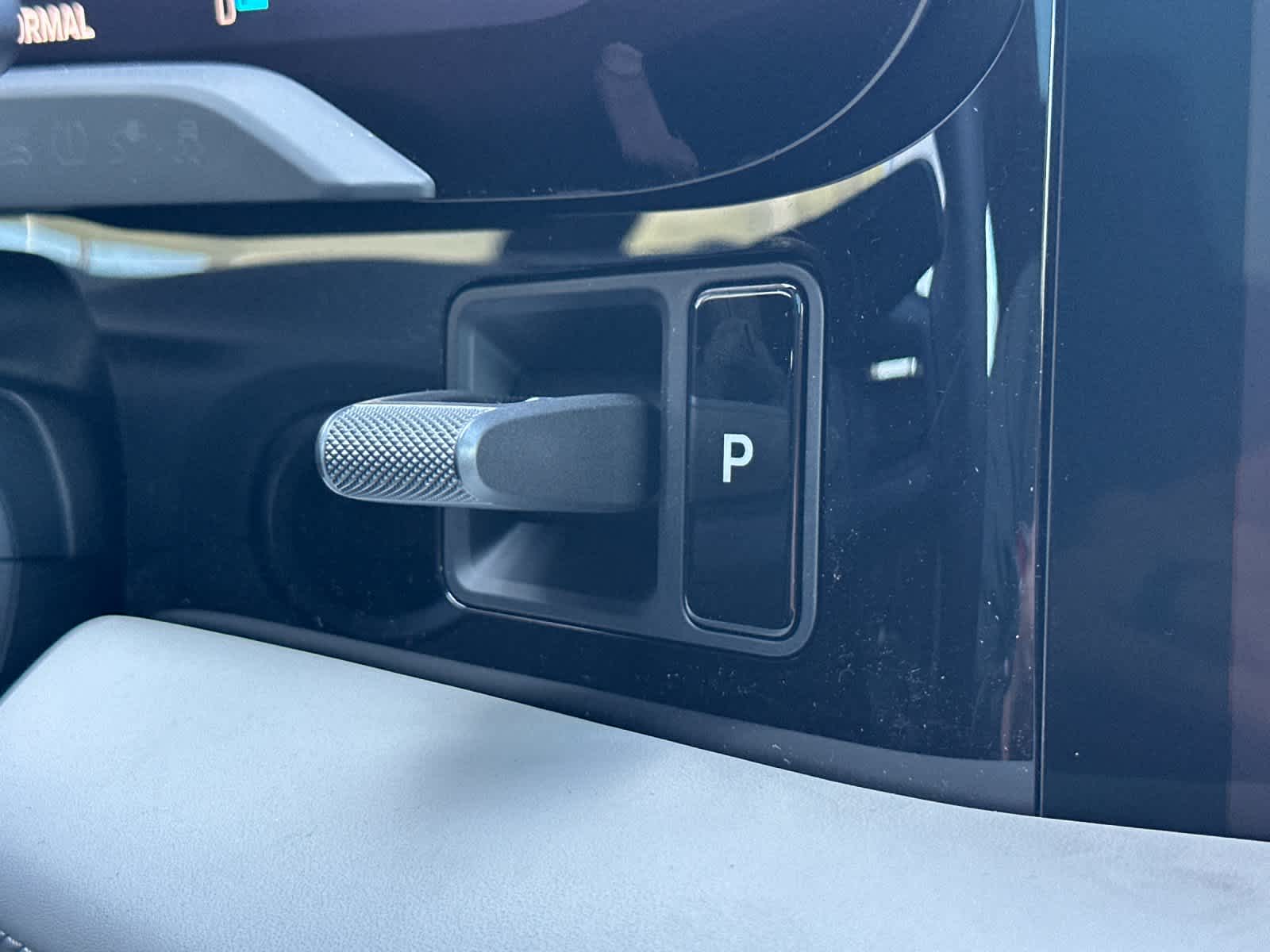 Thumbnail: 2026 Porsche Taycan - 24