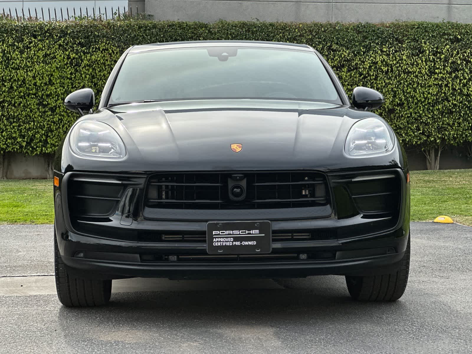 Thumbnail: 2025 Porsche Macan - 11