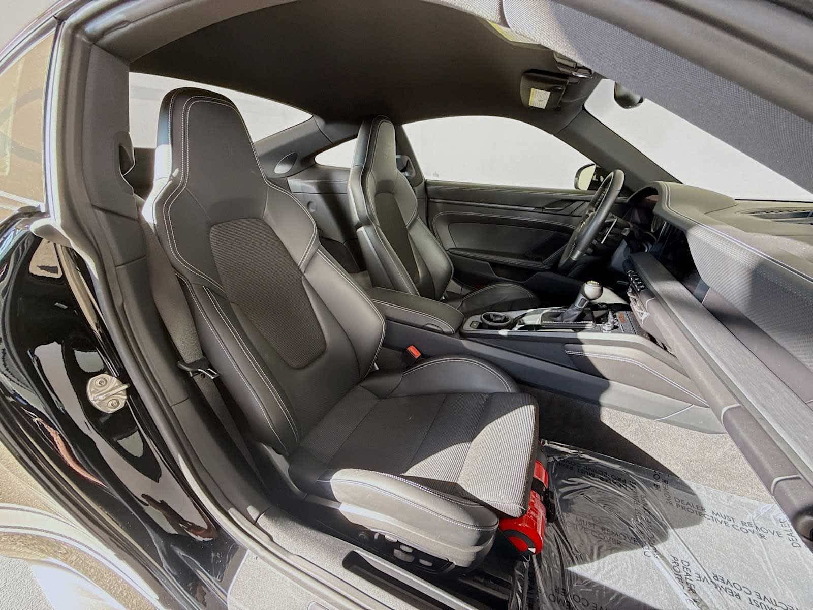 Thumbnail: 2022 Porsche 911 - 22