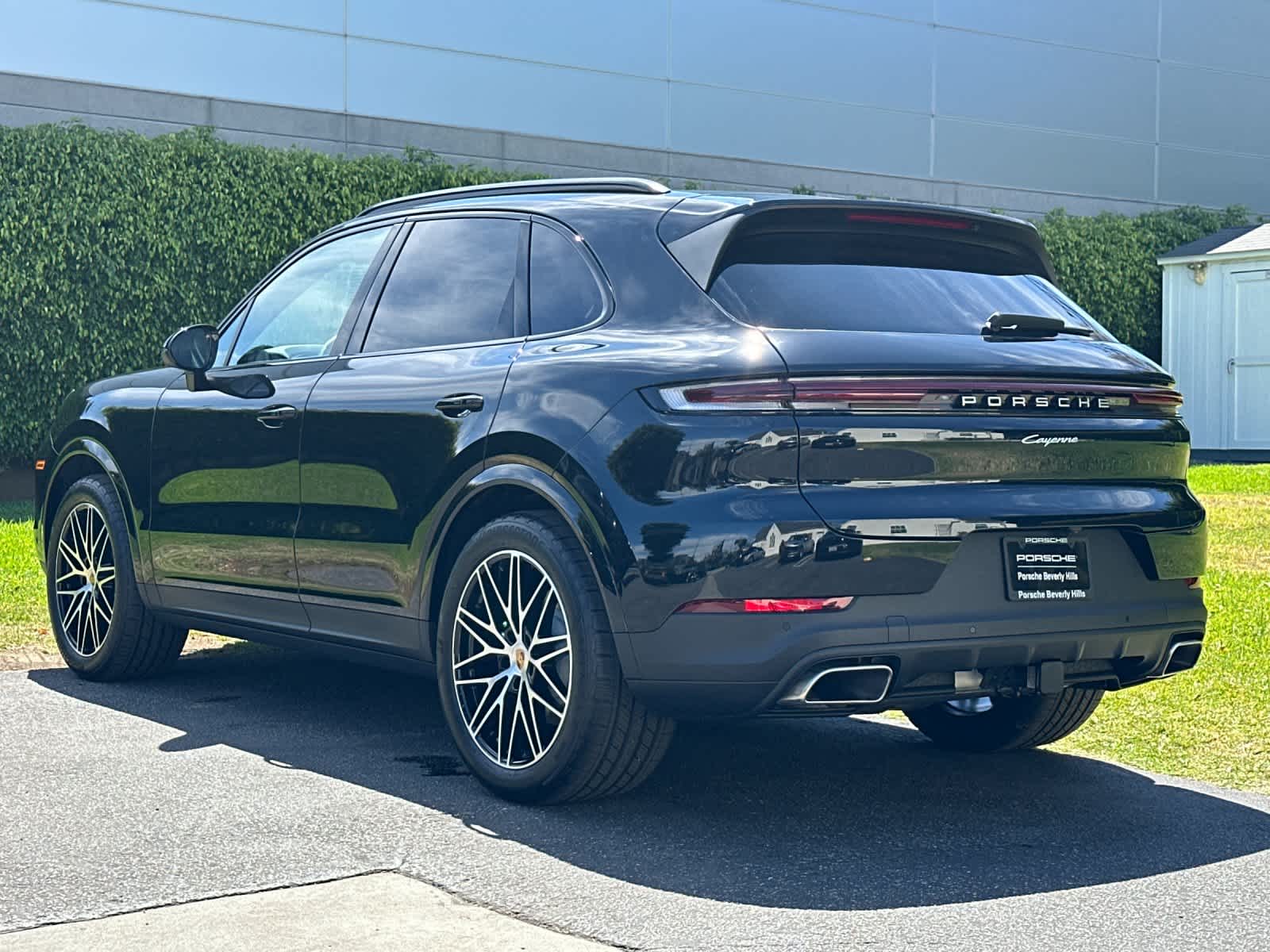 Thumbnail: 2026 Porsche Cayenne - 3