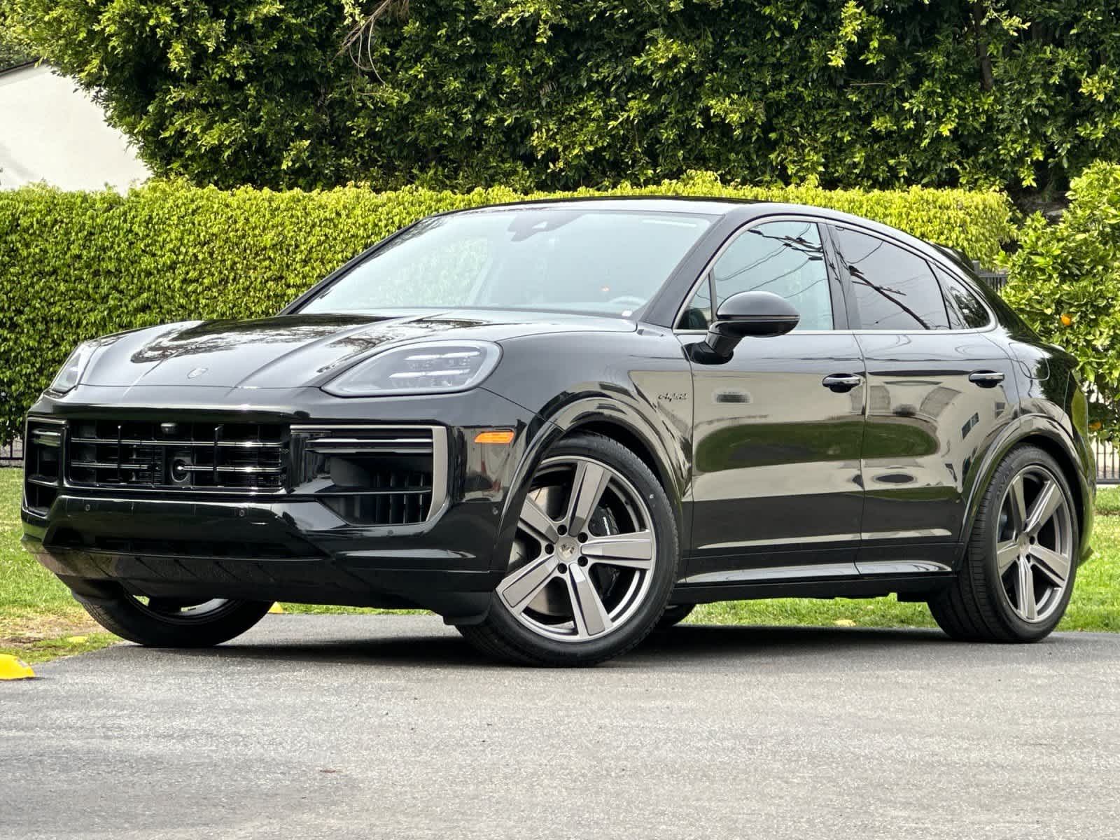 Thumbnail: 2026 Porsche Cayenne - 1