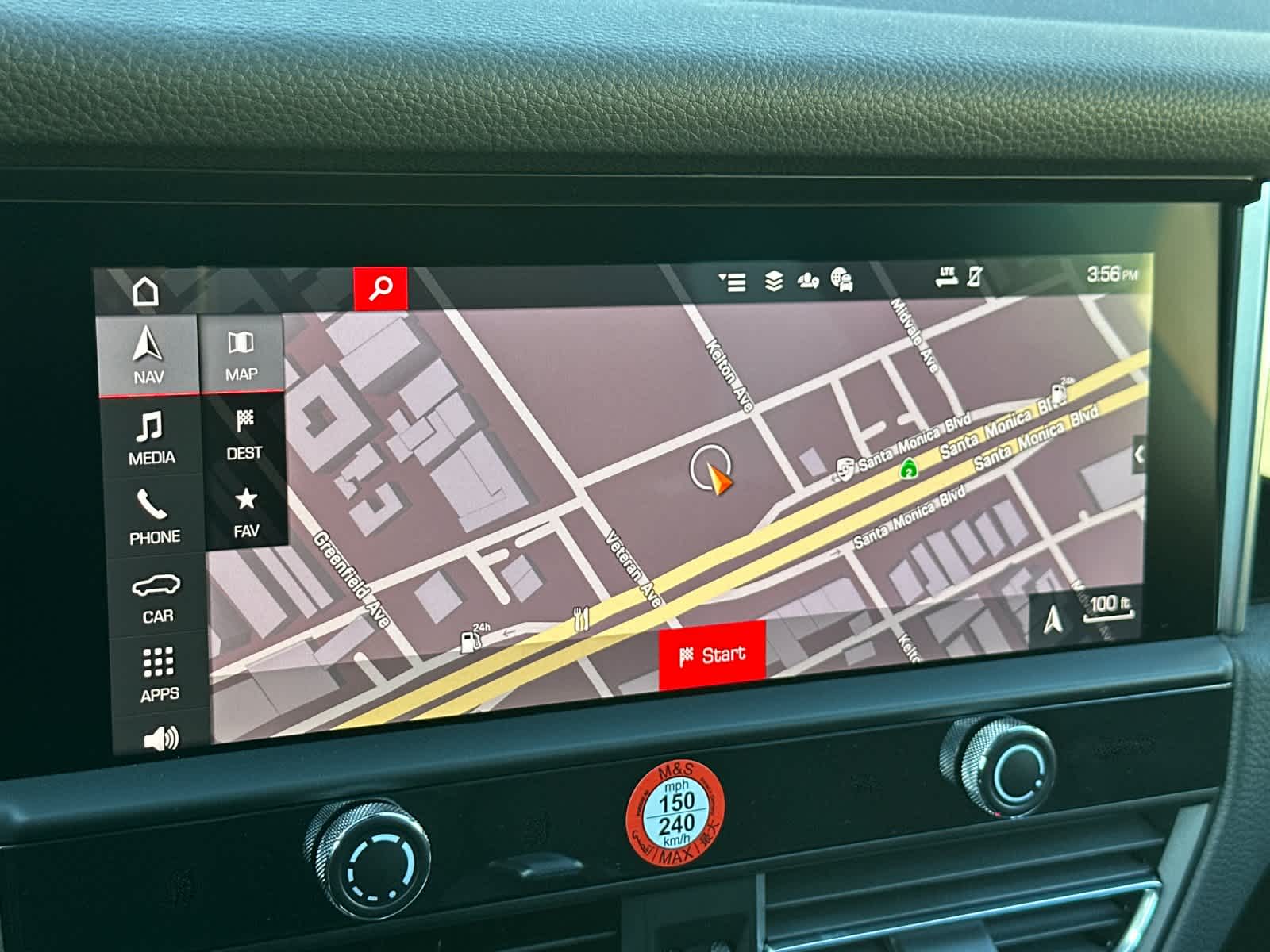 Thumbnail: 2025 Porsche Macan - 22