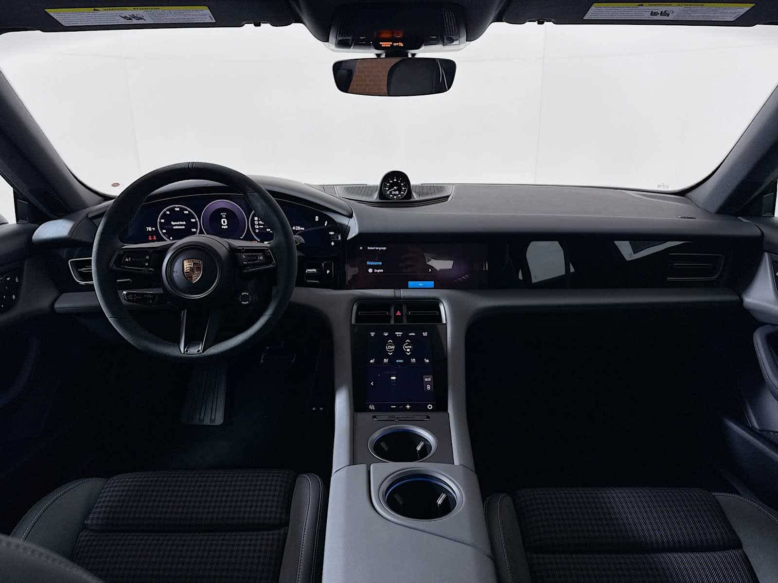 Thumbnail: 2025 Porsche Taycan - 27