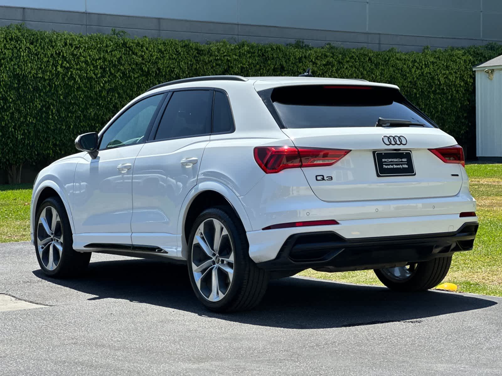 Thumbnail: 2022 Audi Q3 - 2