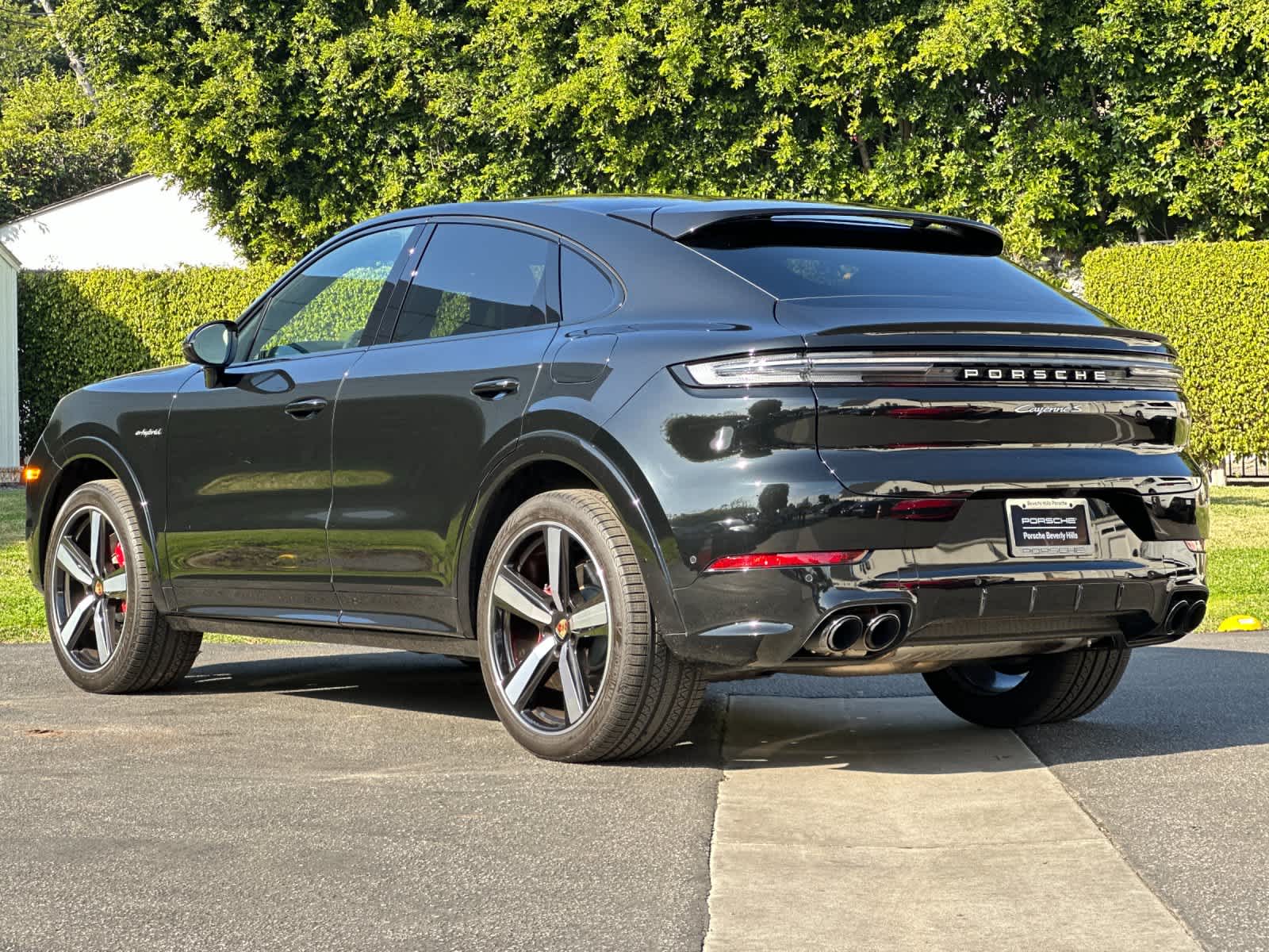 Thumbnail: 2025 Porsche Cayenne - 3