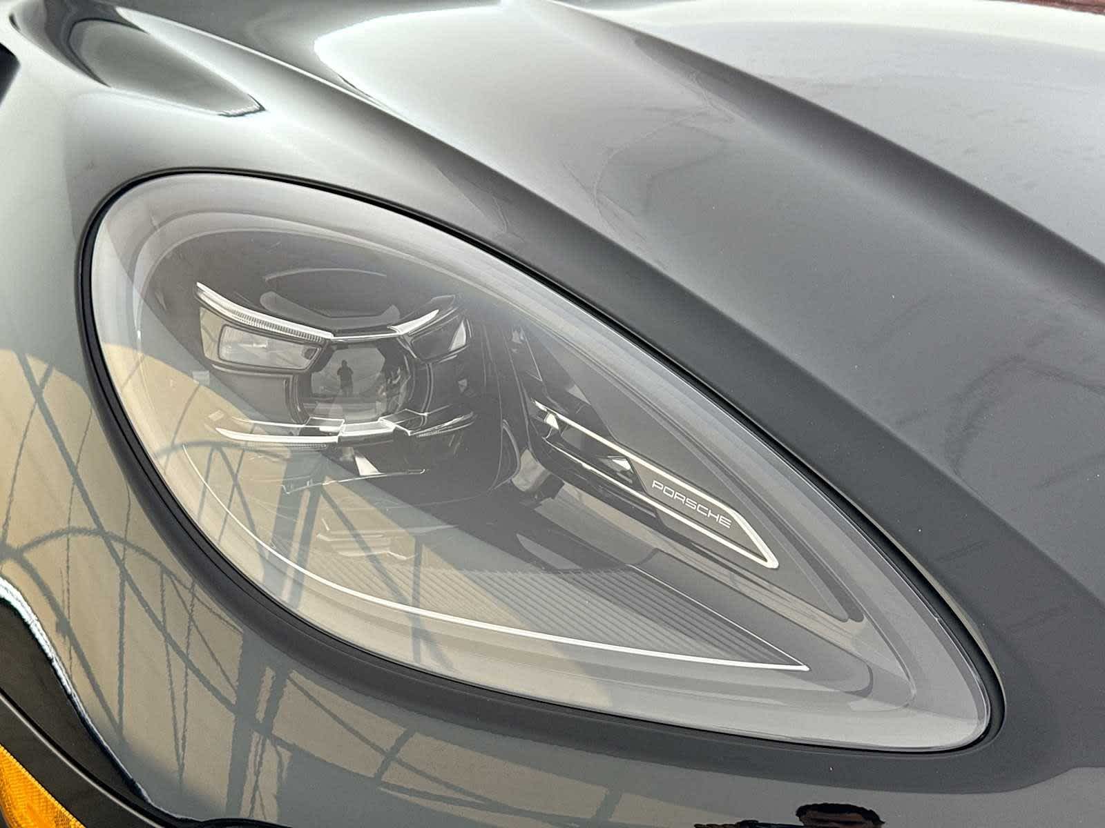 Thumbnail: 2026 Porsche Macan - 28