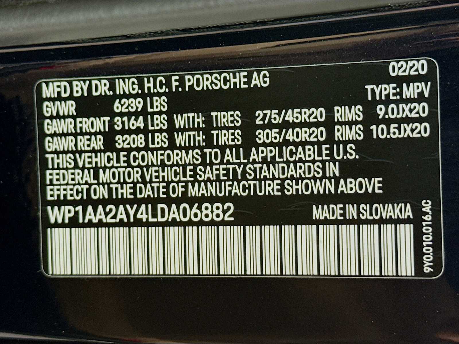 Thumbnail: 2020 Porsche Cayenne - 26