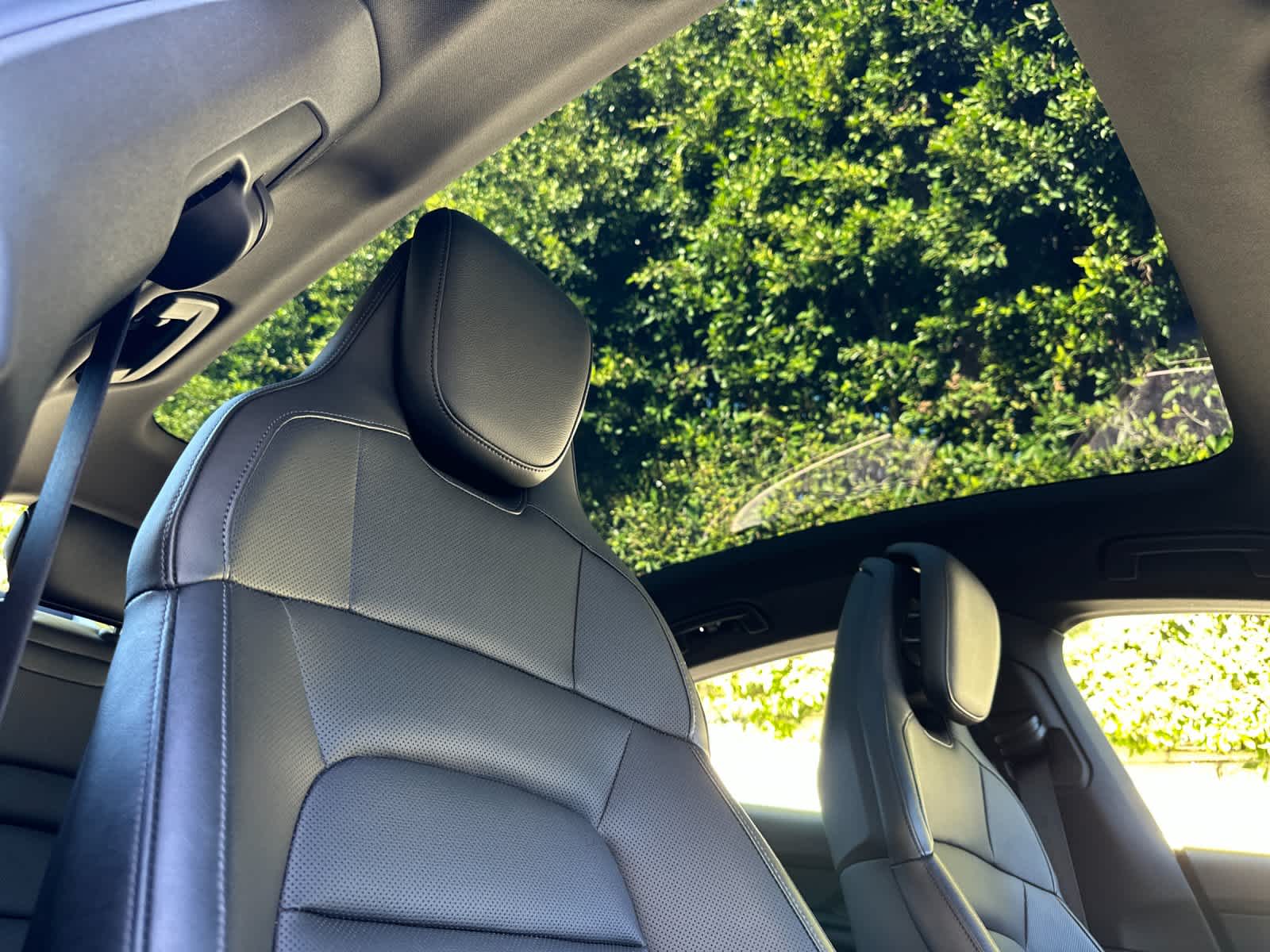 Thumbnail: 2024 Porsche Taycan - 17