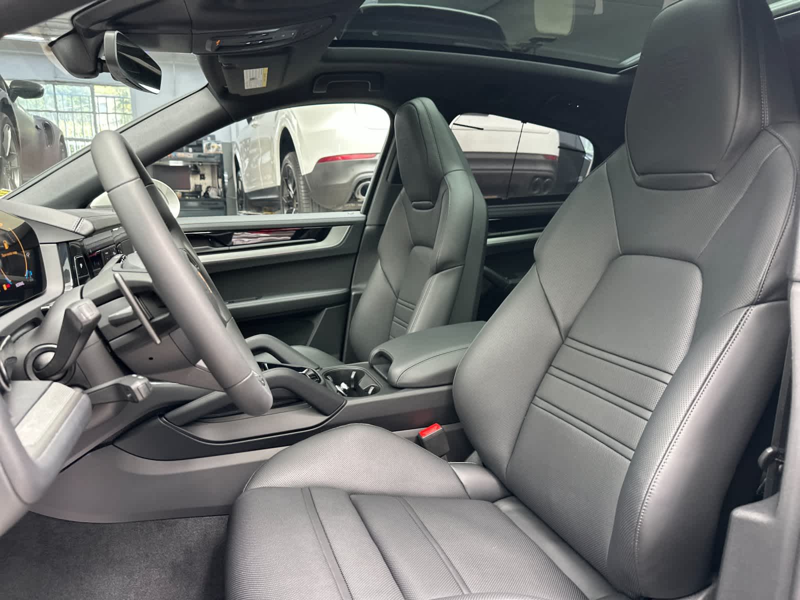 Thumbnail: 2026 Porsche Cayenne - 5