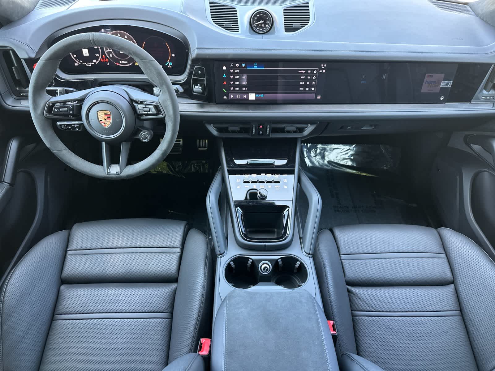 Thumbnail: 2026 Porsche Cayenne - 6