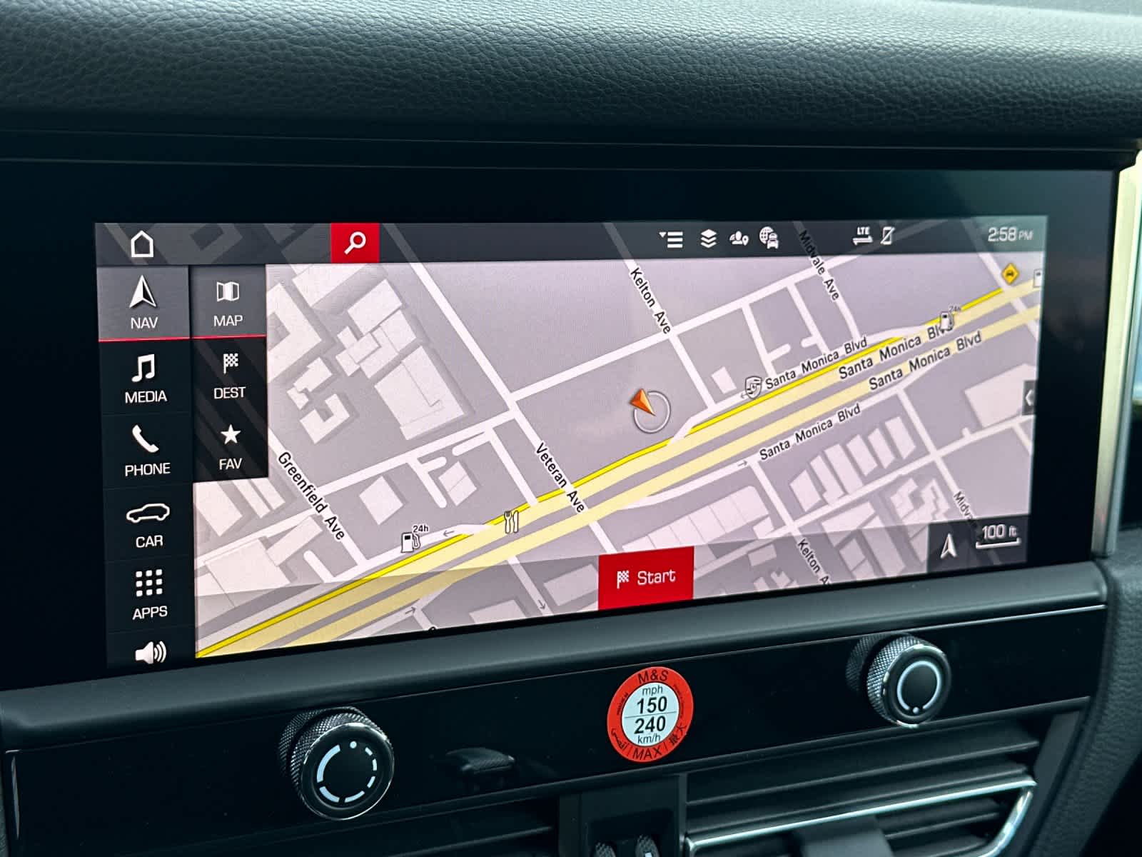 Thumbnail: 2026 Porsche Macan - 21