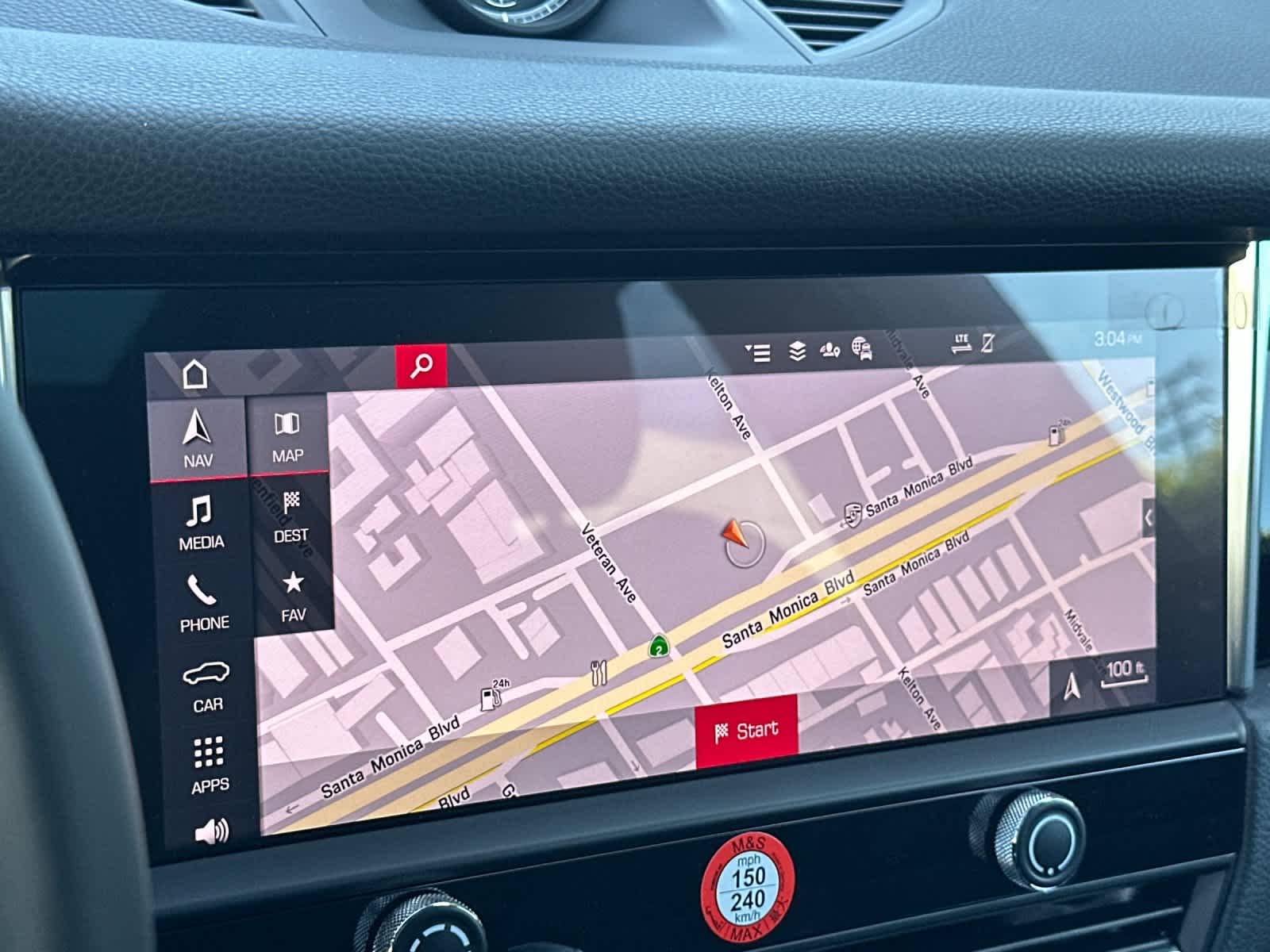 Thumbnail: 2026 Porsche Macan - 21