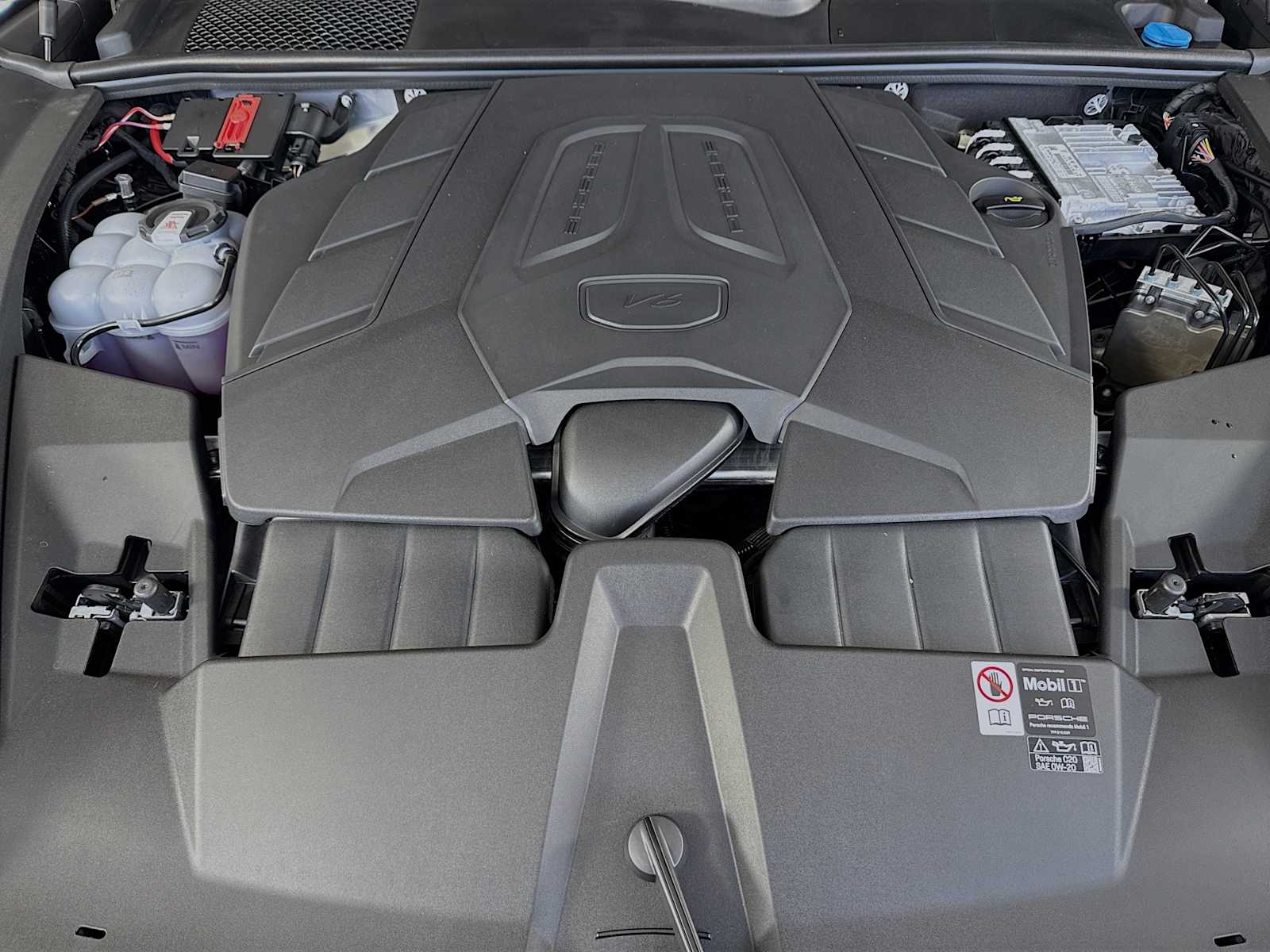 Thumbnail: 2026 Porsche Cayenne - 23