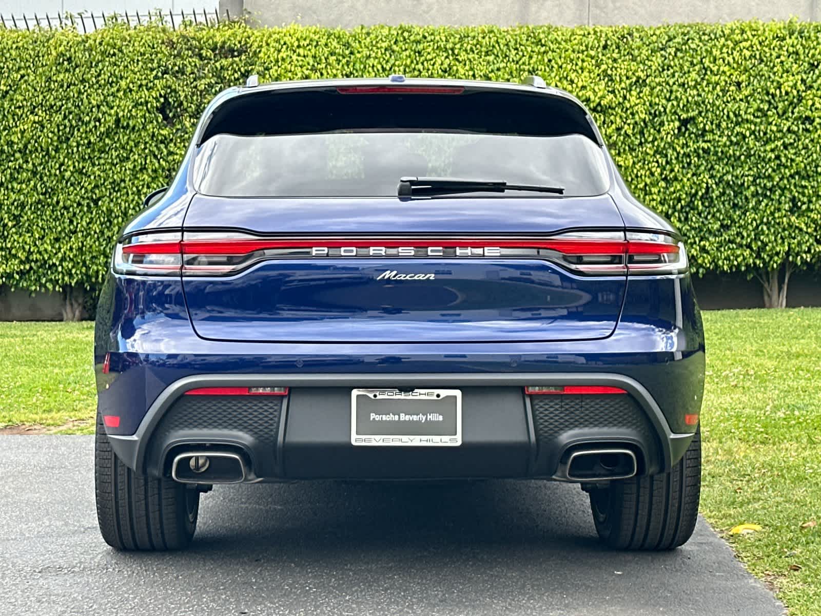 Thumbnail: 2026 Porsche Macan - 7