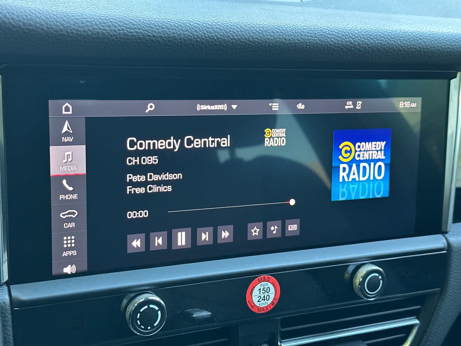 Thumbnail: 2025 Porsche Macan - 20