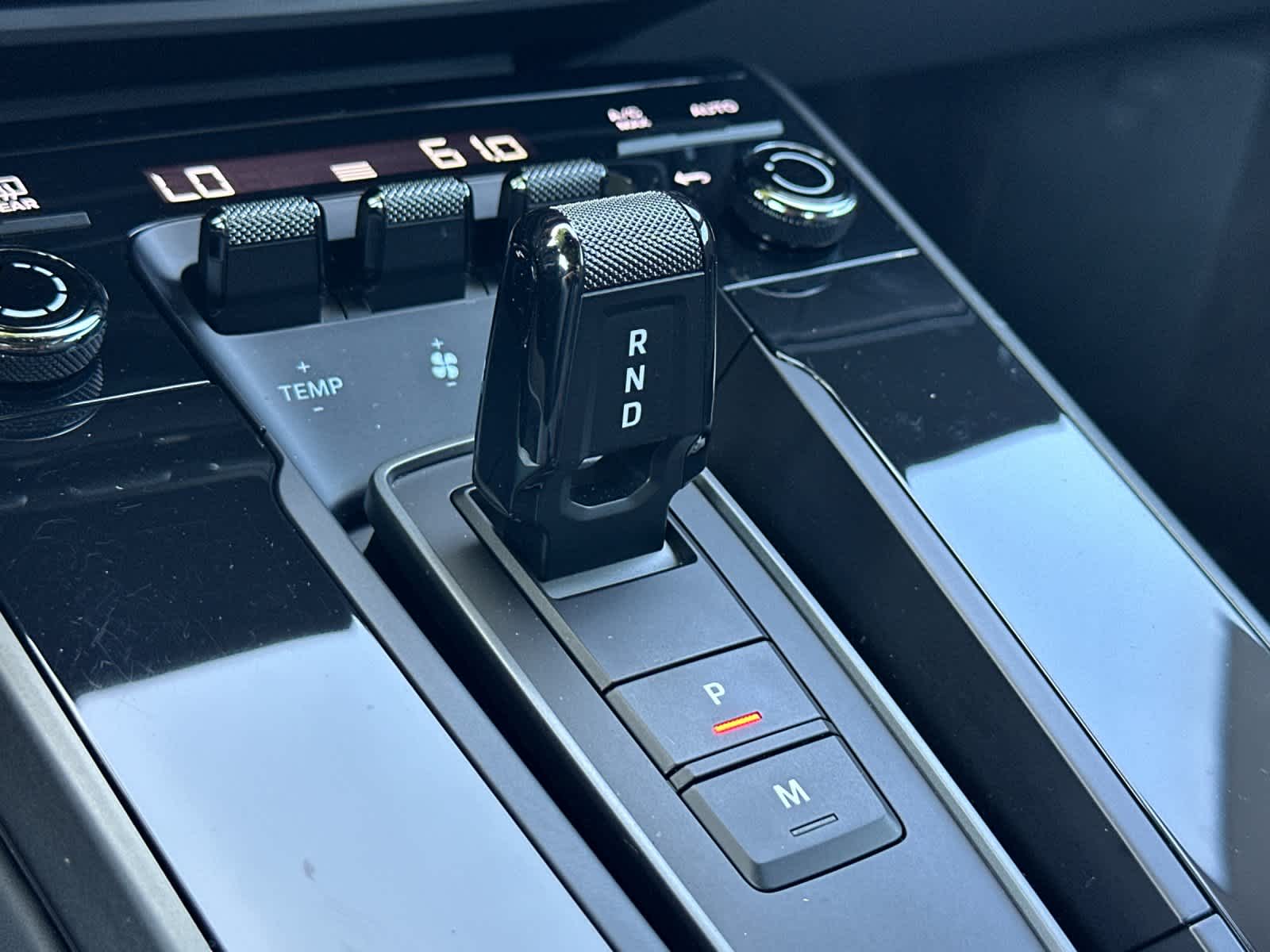 Thumbnail: 2024 Porsche 911 - 21
