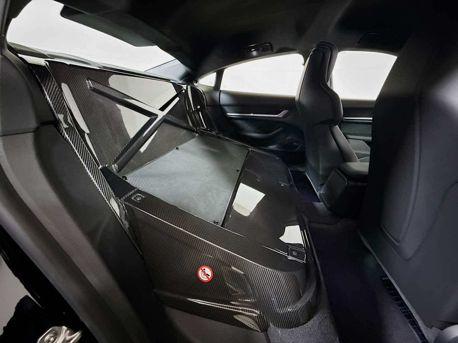 Thumbnail: 2025 Porsche Taycan - 20