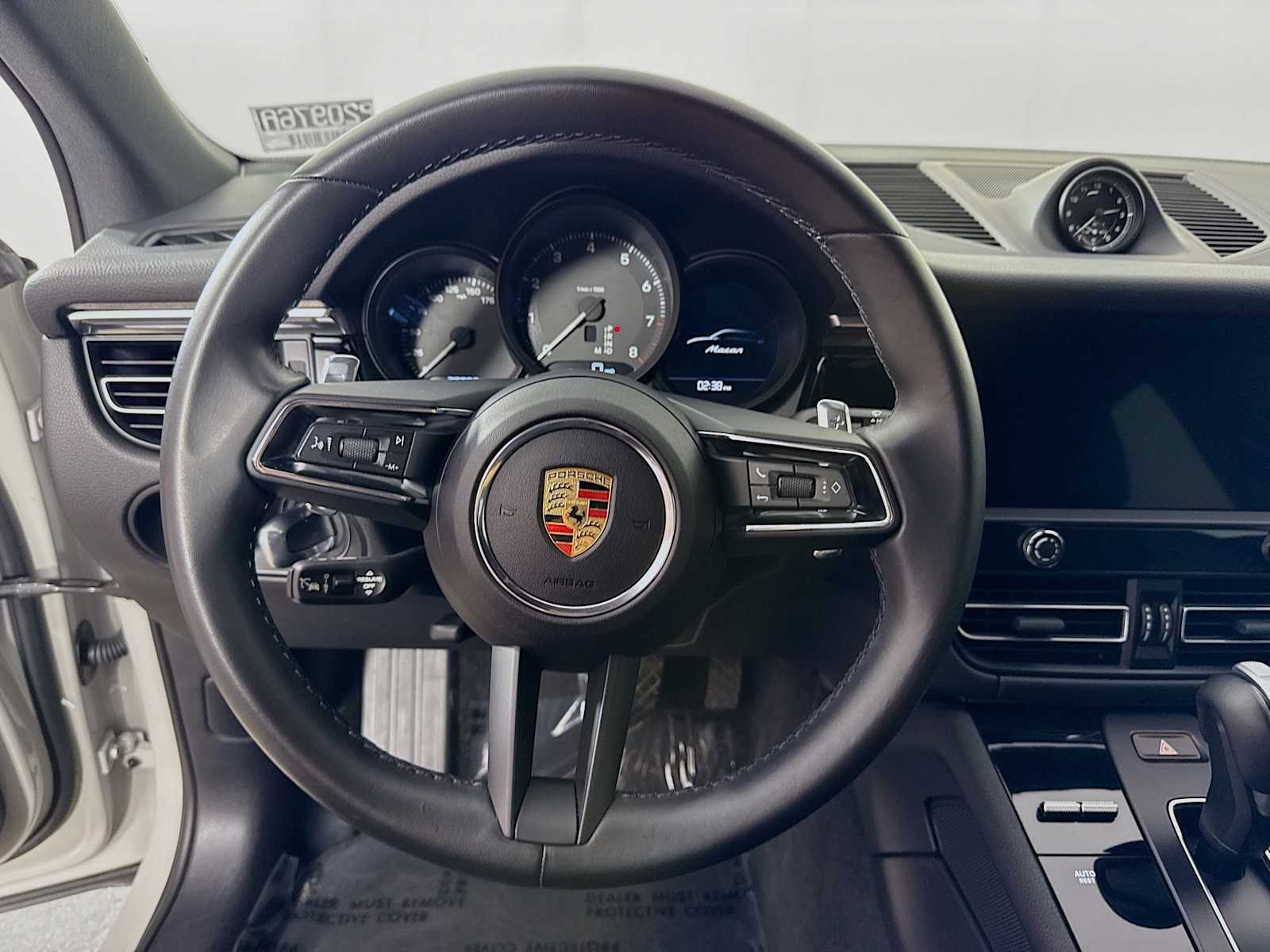 Thumbnail: 2024 Porsche Macan - 12