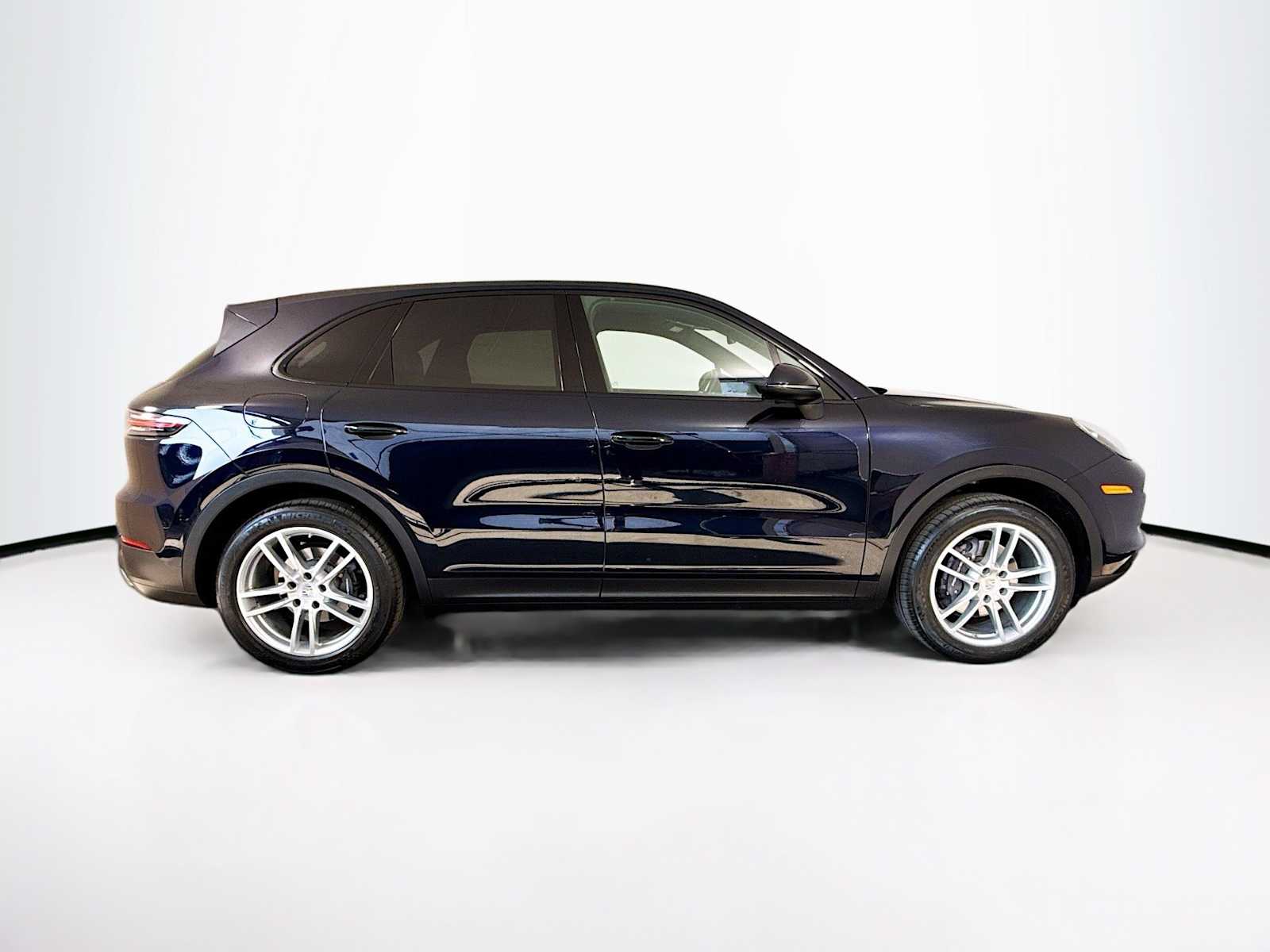 Thumbnail: 2020 Porsche Cayenne - 8