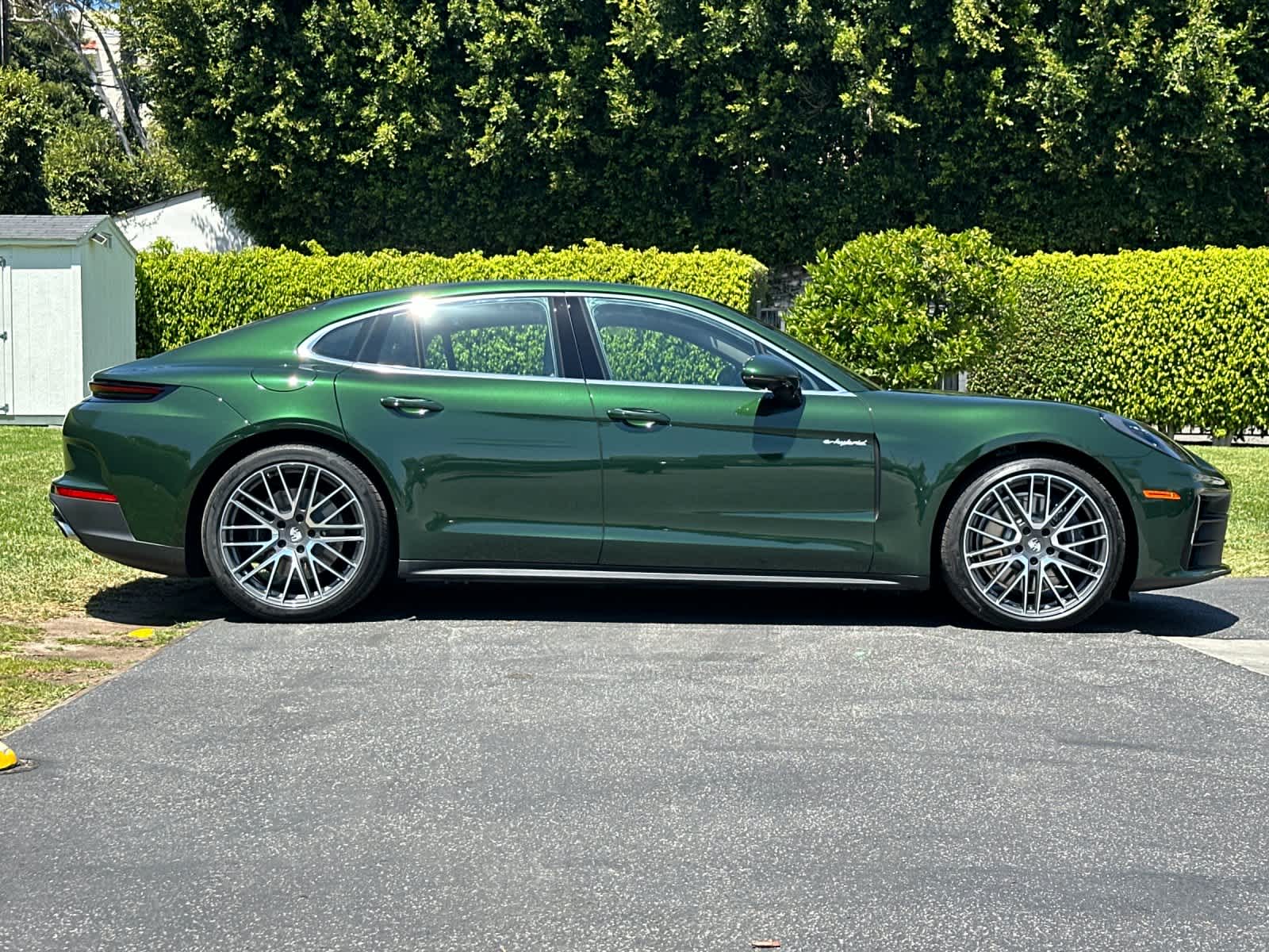 Thumbnail: 2026 Porsche Panamera - 9