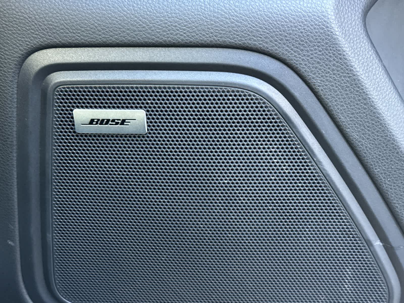 Thumbnail: 2025 Porsche Macan - 20