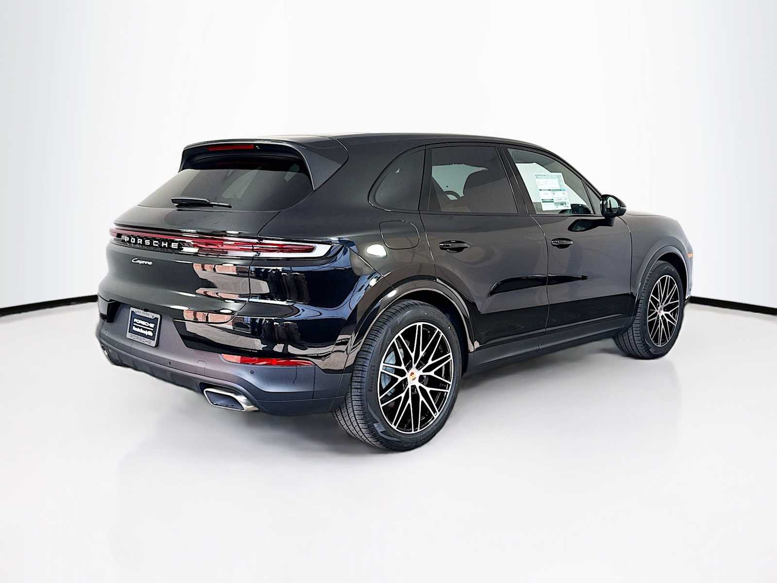 Thumbnail: 2026 Porsche Cayenne - 9