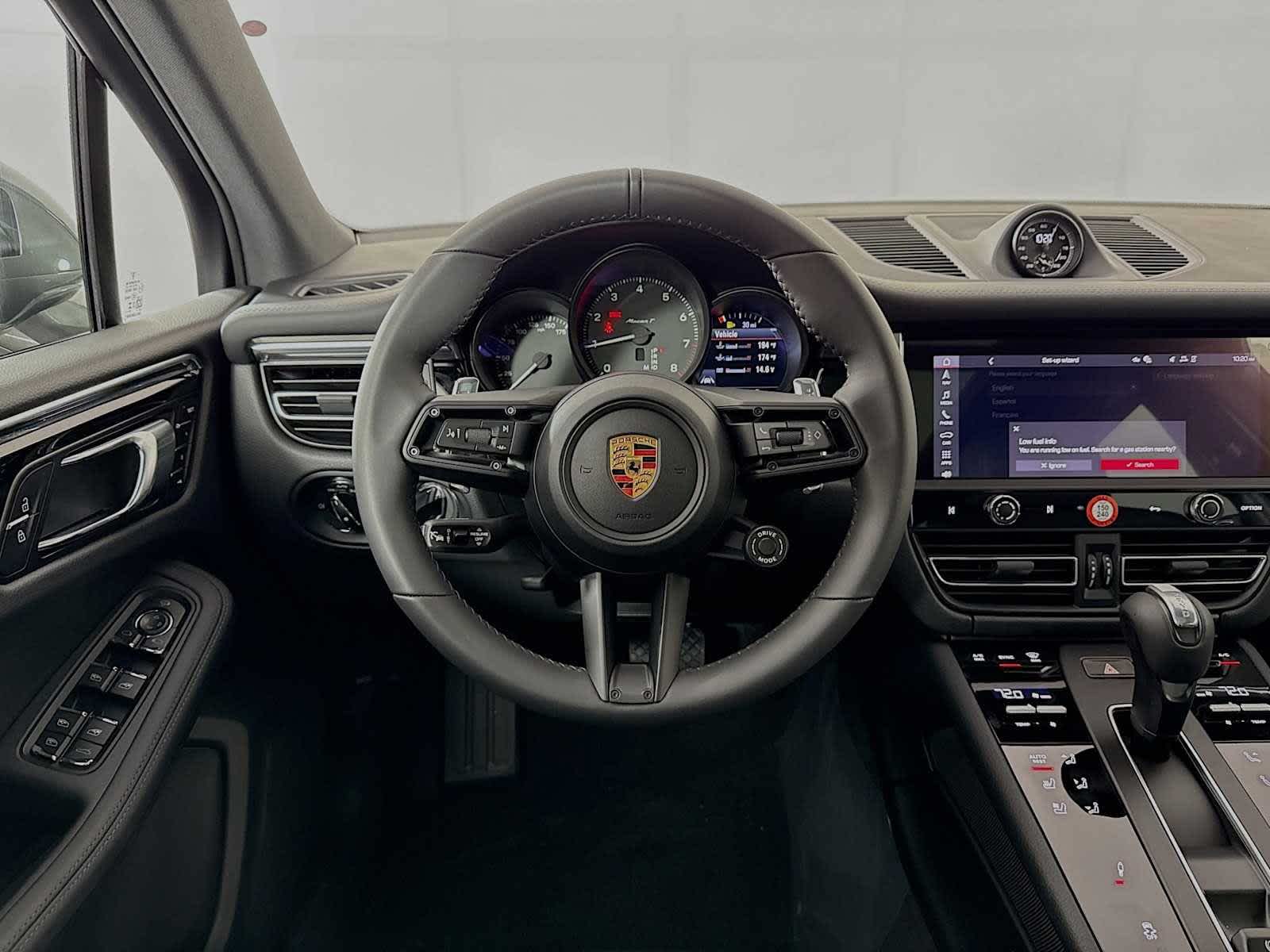 Thumbnail: 2026 Porsche Macan - 18