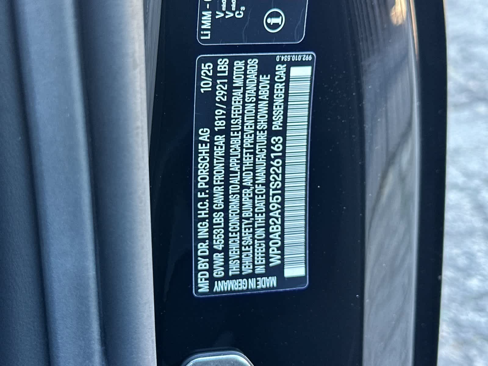 Thumbnail: 2026 Porsche 911 - 30