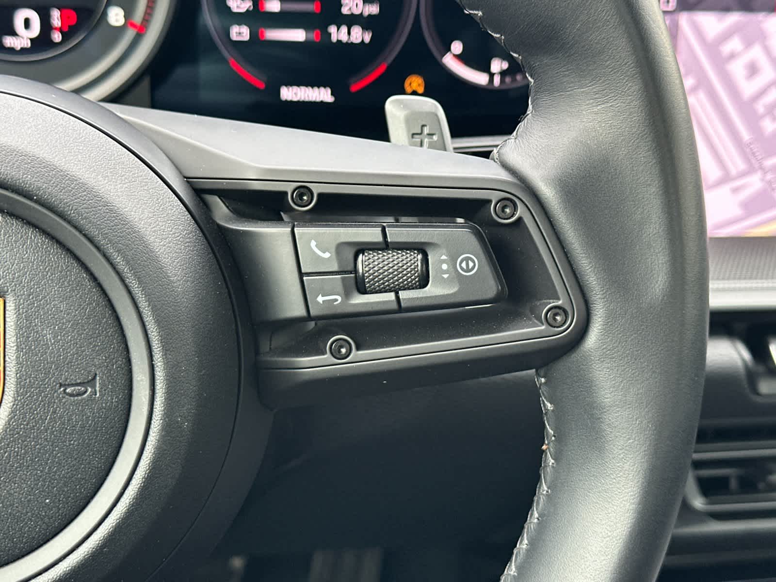 Thumbnail: 2020 Porsche 911 - 24