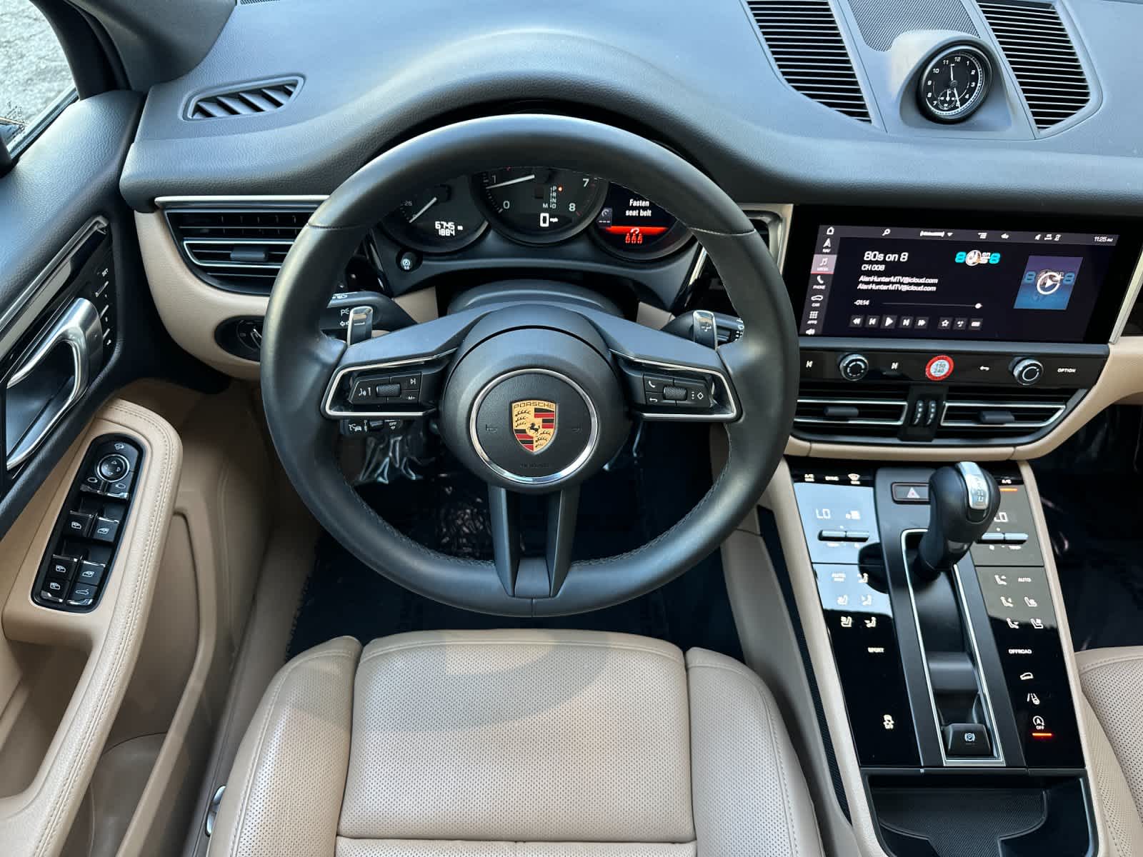 Thumbnail: 2025 Porsche Macan - 15