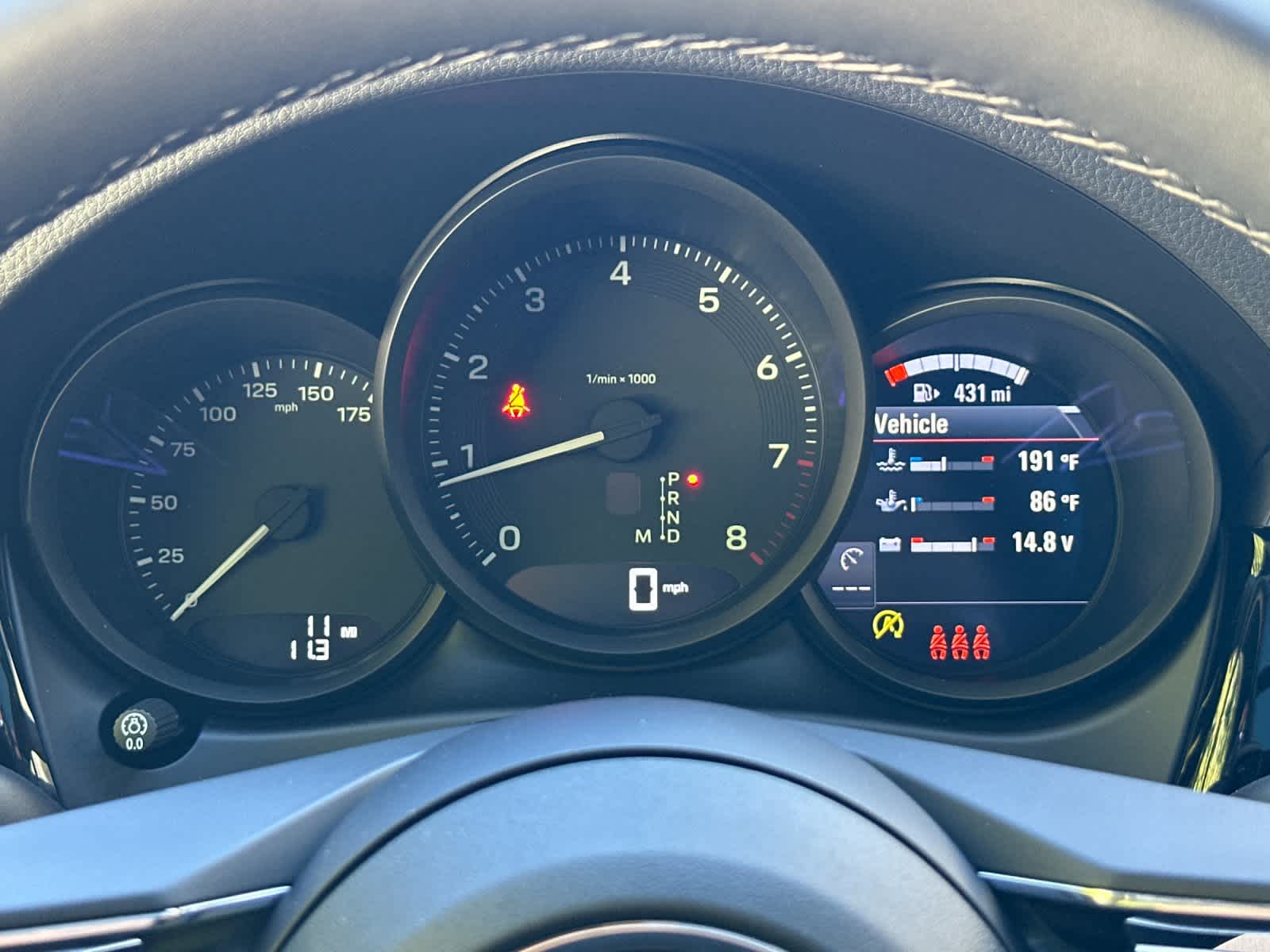 Thumbnail: 2026 Porsche Macan - 29