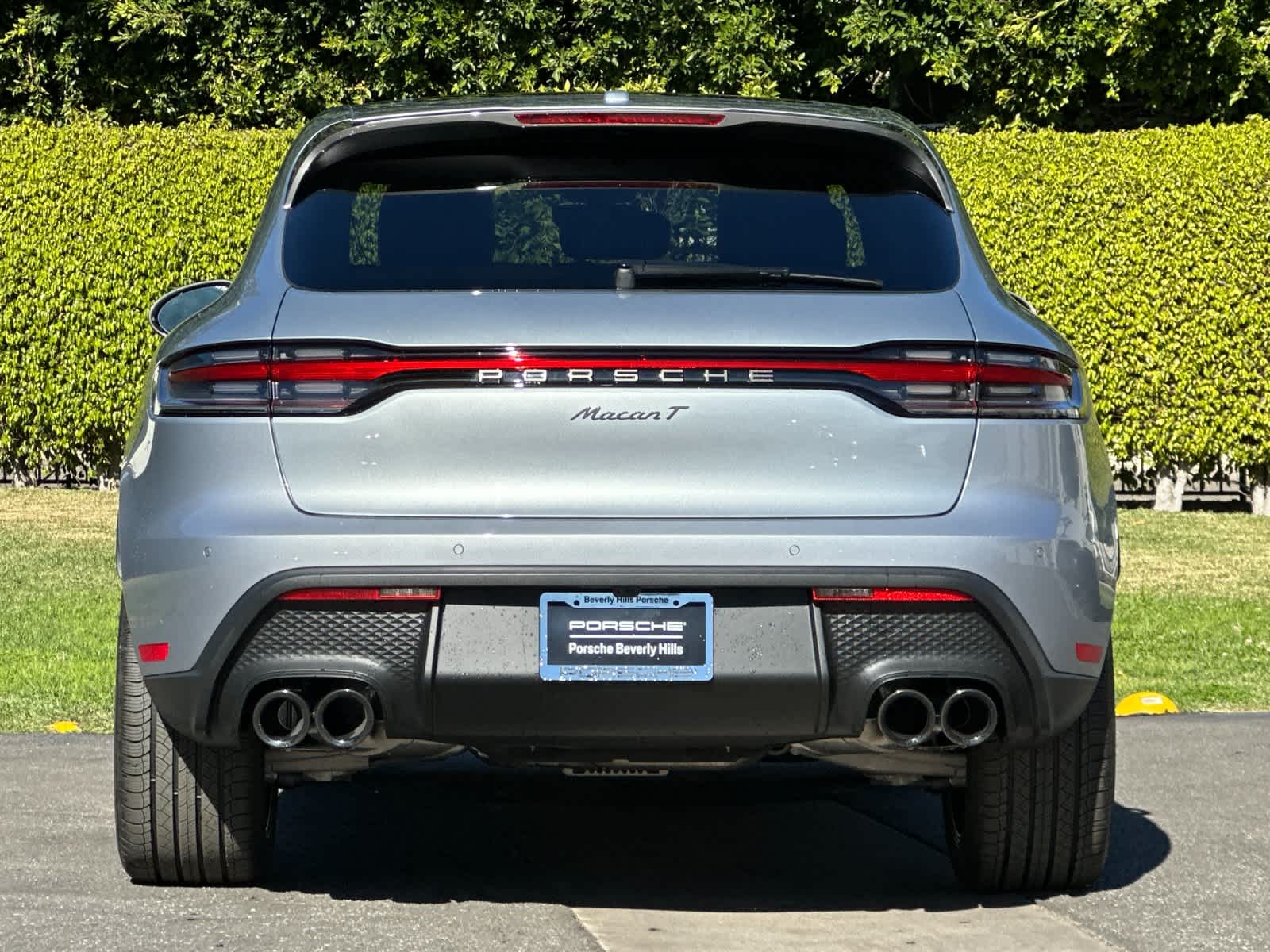 Thumbnail: 2026 Porsche Macan - 7