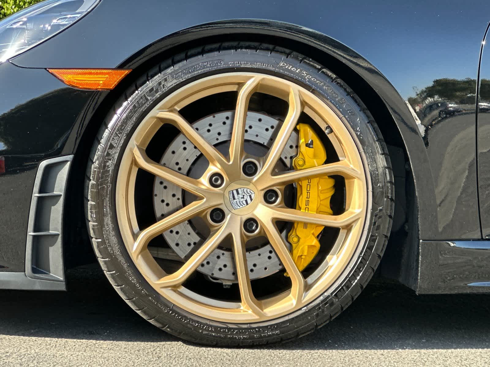 Thumbnail: 2022 Porsche  - 25