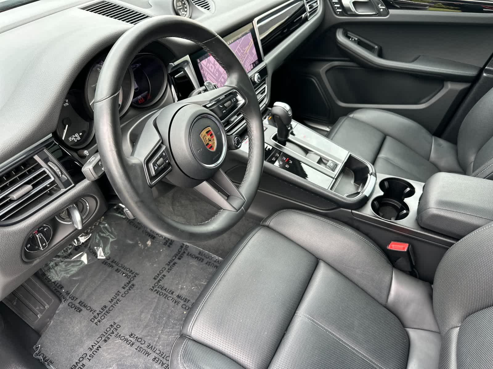 Thumbnail: 2023 Porsche Macan - 5