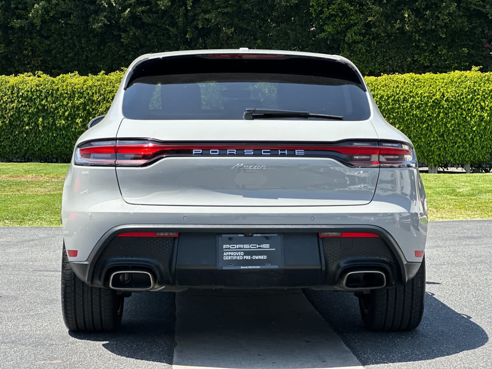 Thumbnail: 2025 Porsche Macan - 6