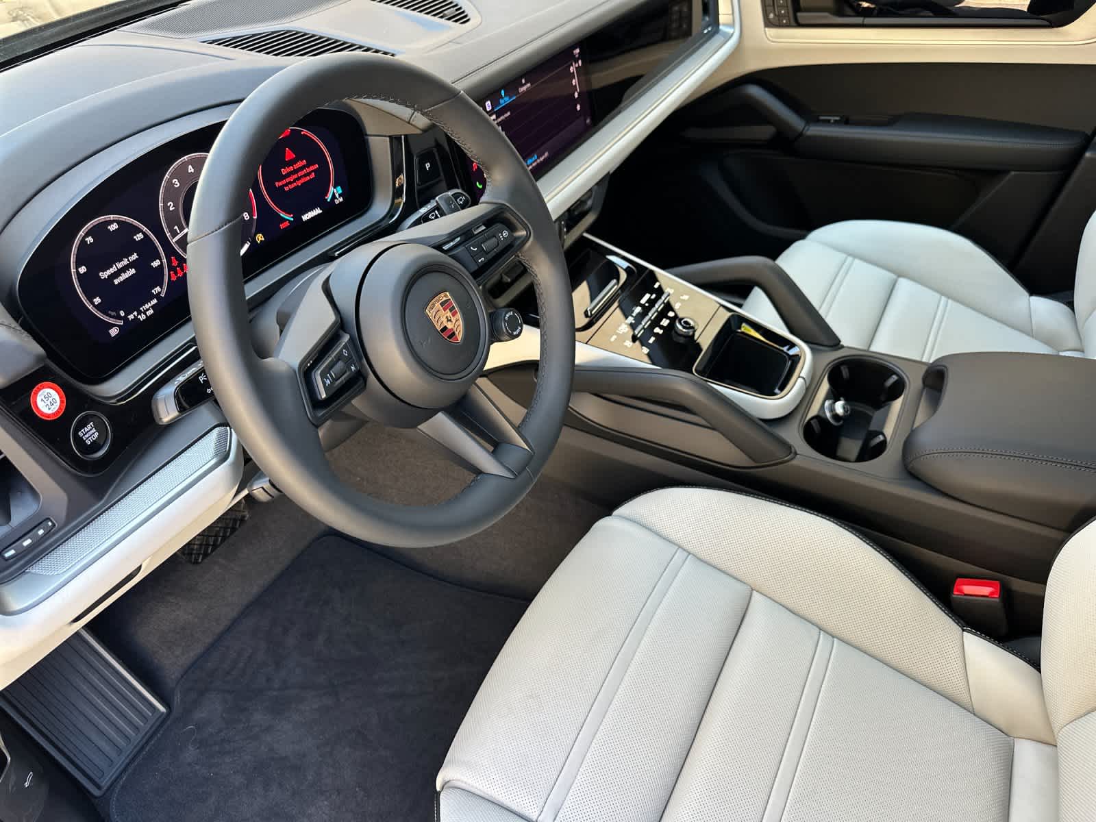 Thumbnail: 2026 Porsche Cayenne - 4