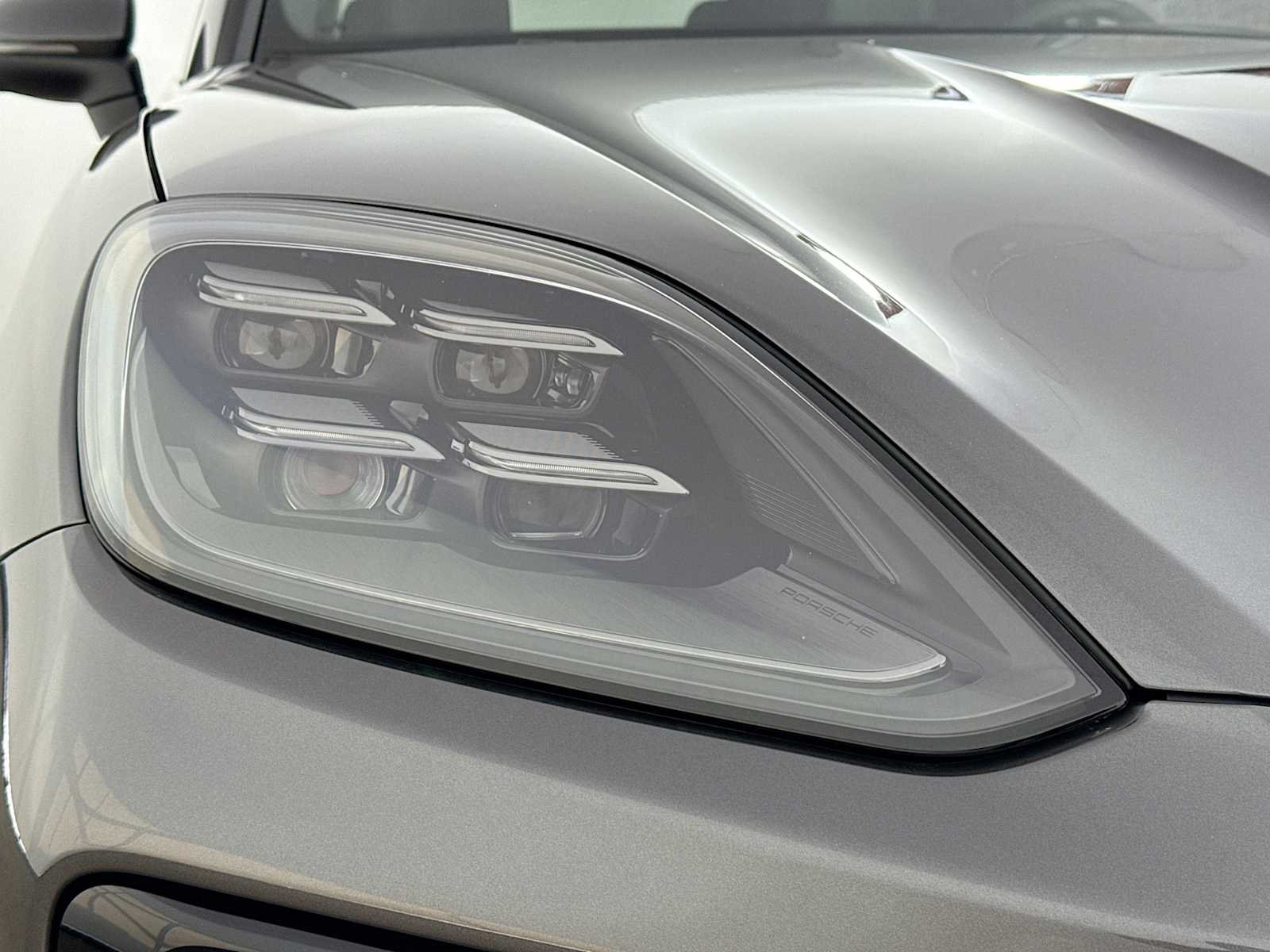 Thumbnail: 2025 Porsche Cayenne - 28