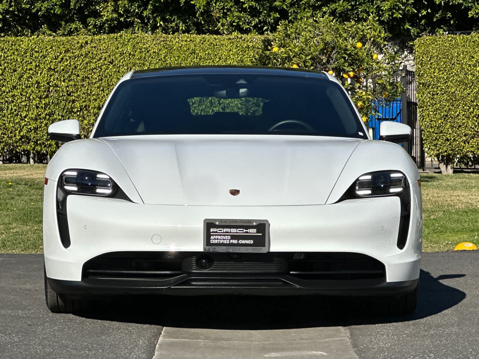 Thumbnail: 2024 Porsche Taycan - 11