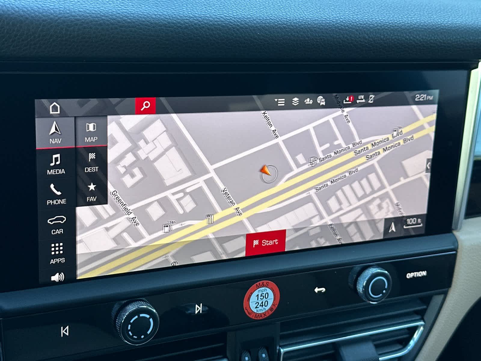 Thumbnail: 2026 Porsche Macan - 21