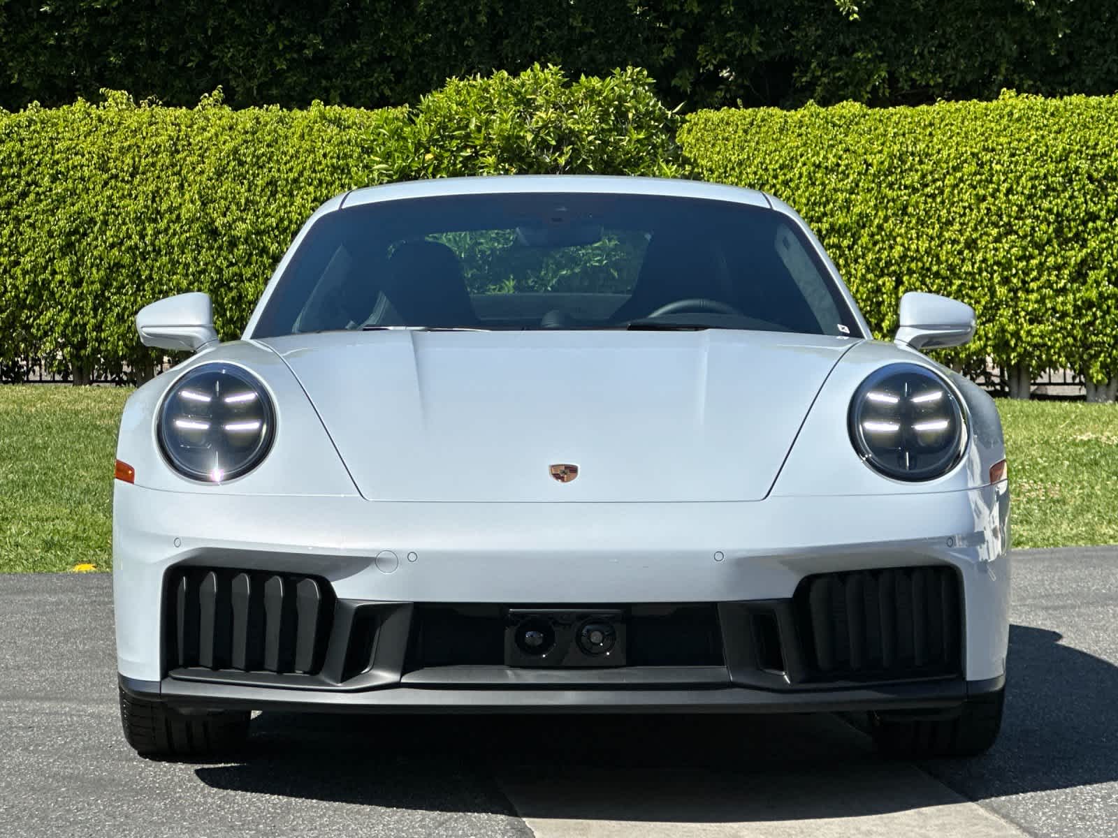 Thumbnail: 2026 Porsche 911 - 10