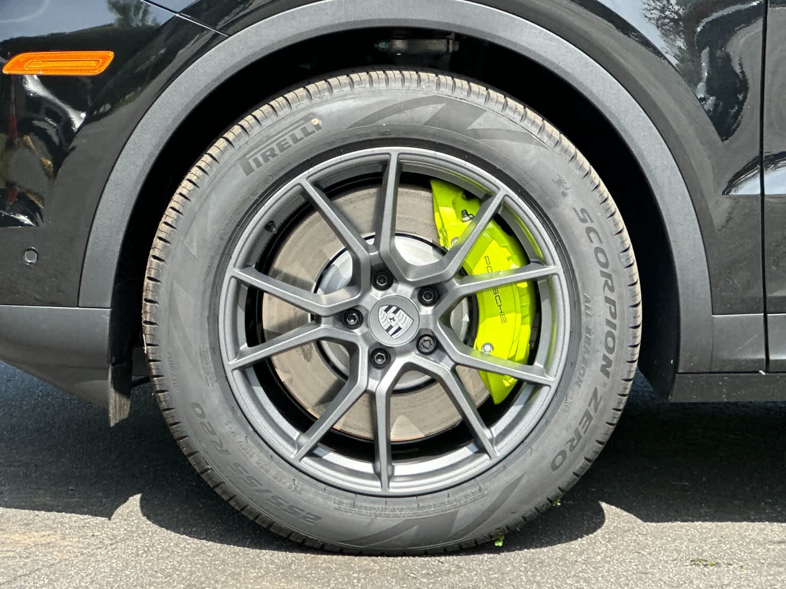 Thumbnail: 2026 Porsche Cayenne - 32